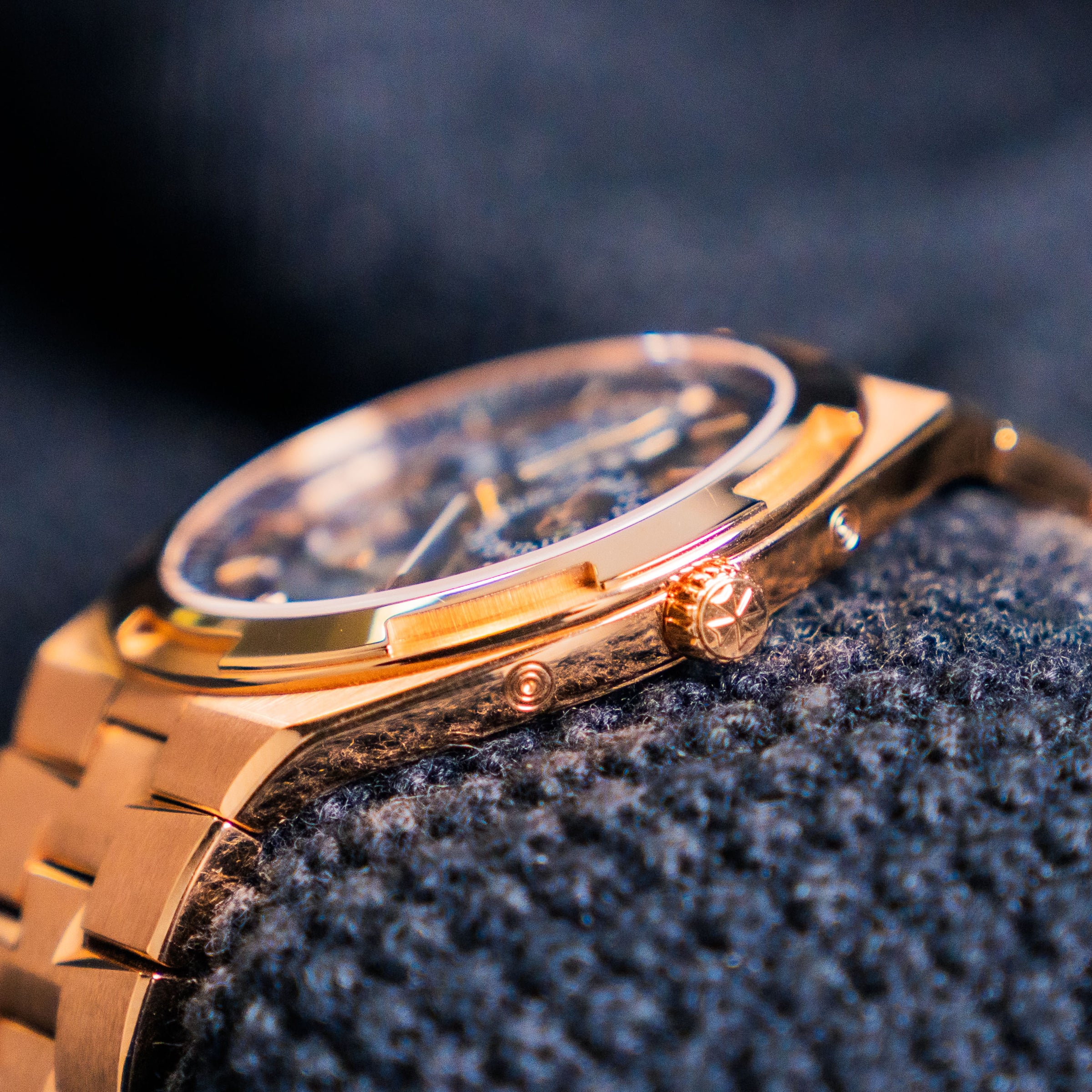 2024 Vacheron Constantin OVERSEAS PERPETUAL CALENDAR ULTRA-THIN SKELETON Ref. 4300V/220R-B642