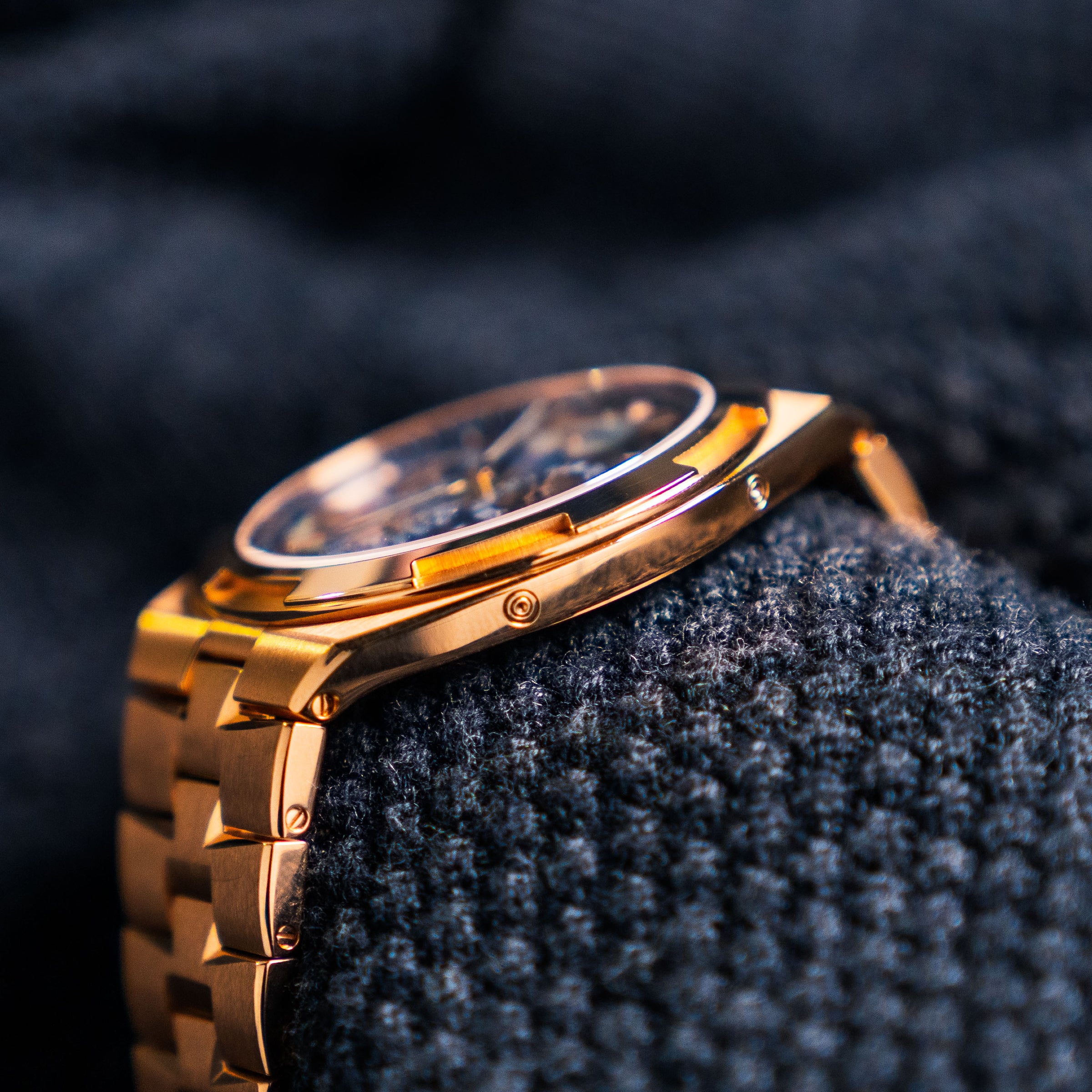2024 Vacheron Constantin OVERSEAS PERPETUAL CALENDAR ULTRA-THIN SKELETON Ref. 4300V/220R-B642