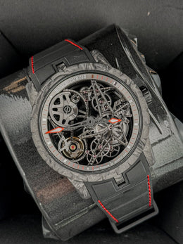 Roger Dubuis Excalibur Skeleton Carbon Automatic DBEX0777 42MM