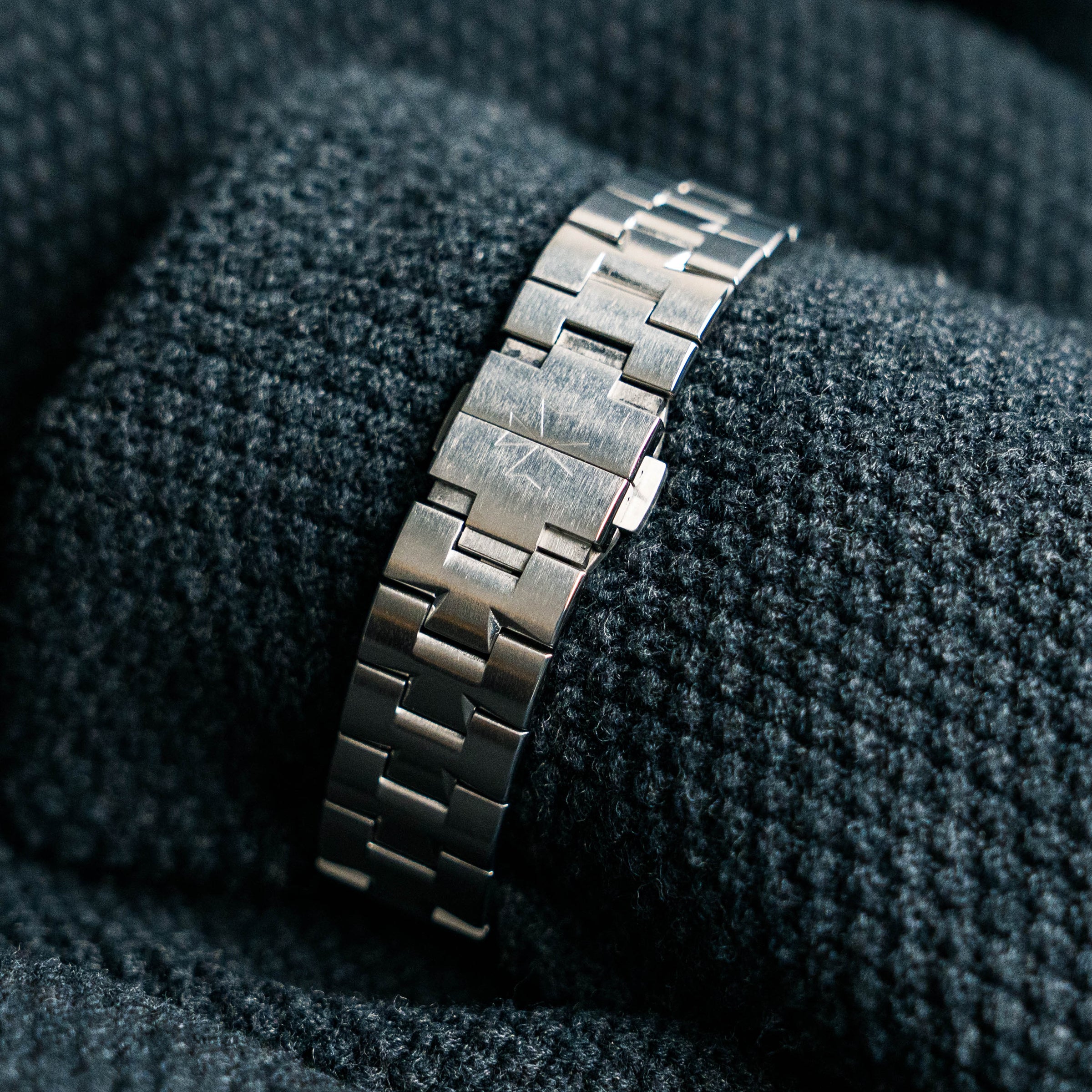 Vacheron Constantin Overseas Tourbillon 6000V/210T-H032 42.5mm Titanium