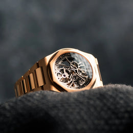 Girard Perregaux Laureato Skeleton 81015-52-002-52A 42MM