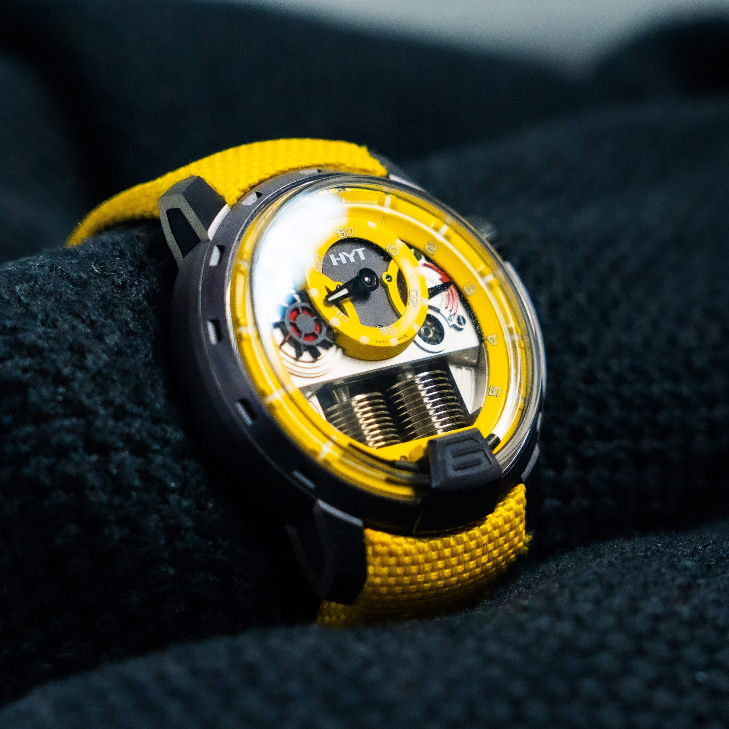 HYT H1 Colorblock Yellow – 48.8mm Titanium Gun Metal PVD – Ref. 148-TT-80-NF-FY – Limited to 10 Pieces