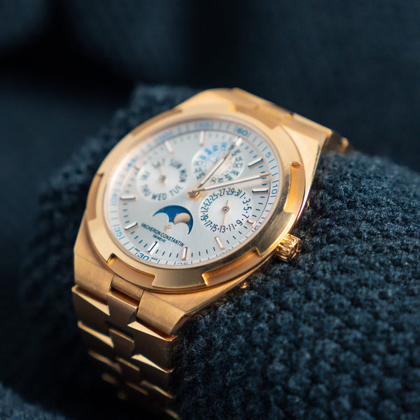 Vacheron Constantin Overseas Perpetual Calendar Ultra-thin RG White Dial 4300V