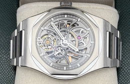 Girard Perregaux Laureato Skeleton 81015-11-001-11A Steel 42MM