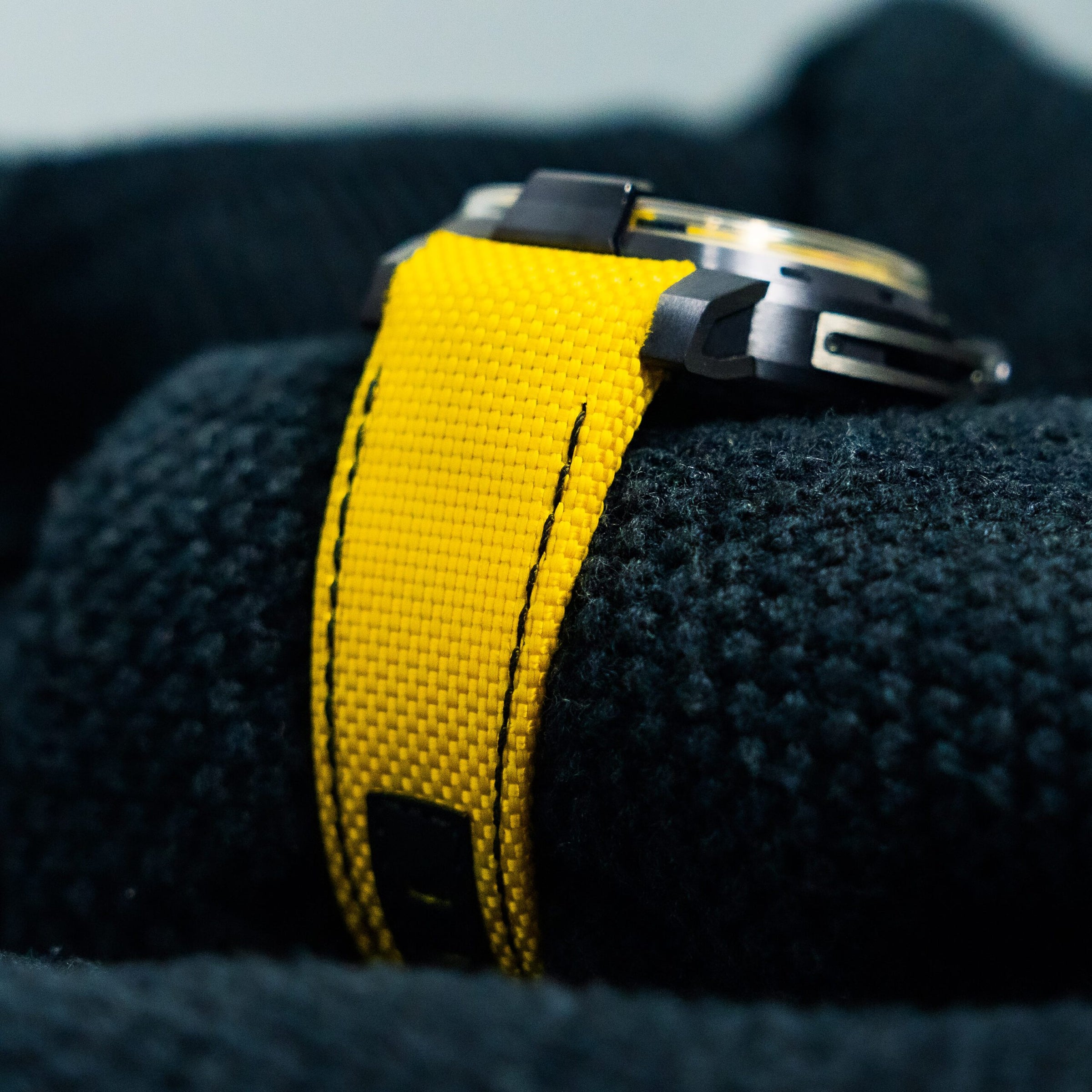 HYT H1 Colorblock Yellow – 48.8mm Titanium Gun Metal PVD – Ref. 148-TT-80-NF-FY – Limited to 10 Pieces