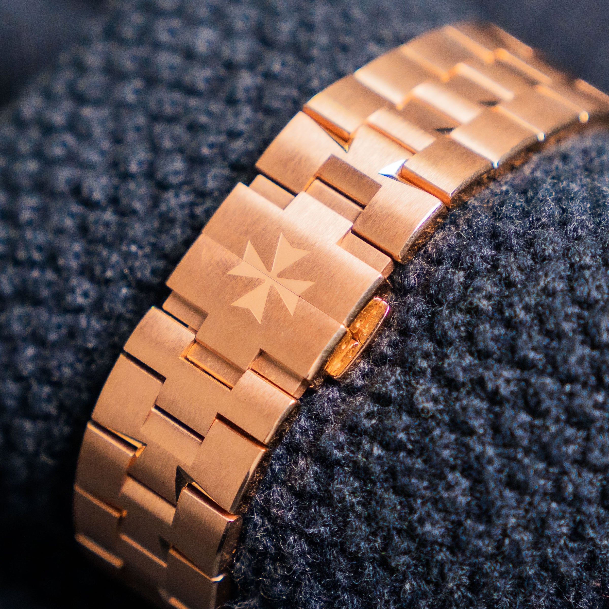 2024 Vacheron Constantin OVERSEAS PERPETUAL CALENDAR ULTRA-THIN SKELETON Ref. 4300V/220R-B642