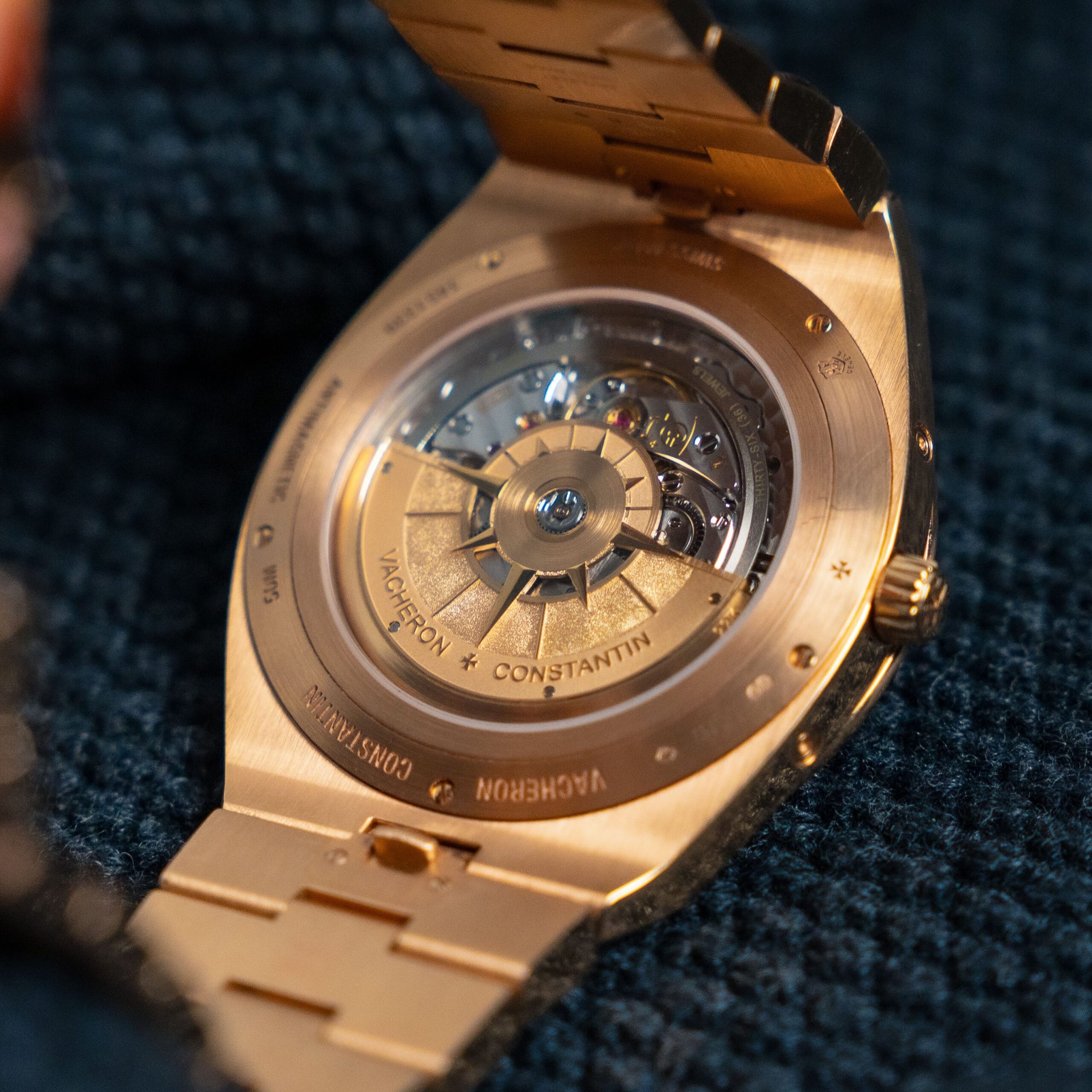 Vacheron Constantin Overseas Perpetual Calendar Ultra-thin RG White Dial 4300V