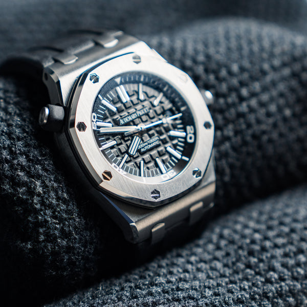 Audemars Piguet Royal Oak Offshore Diver 15703ST 42mm Stainless Steel Black Dial