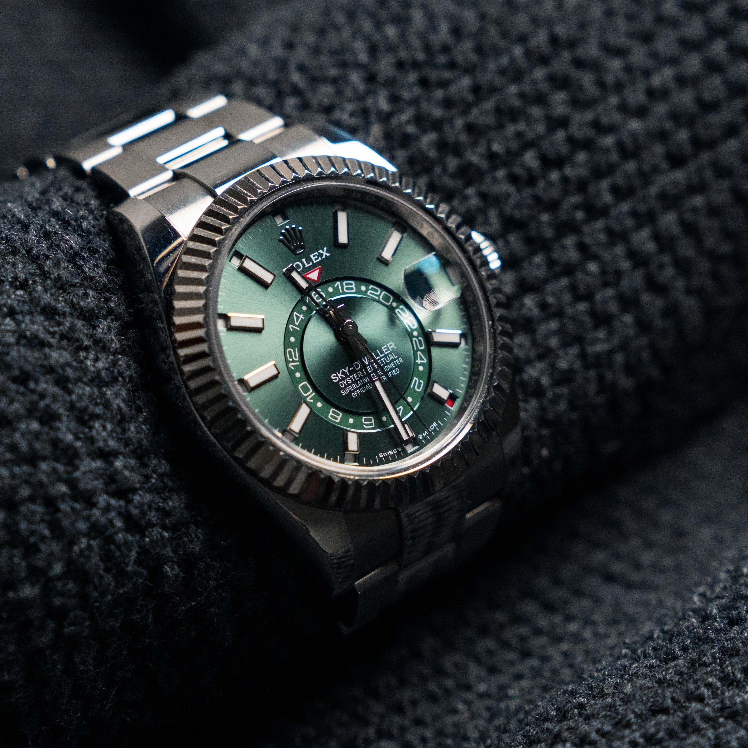 Rolex Sky-Dweller 336934 42mm Stainless Steel Green Dial Oyster