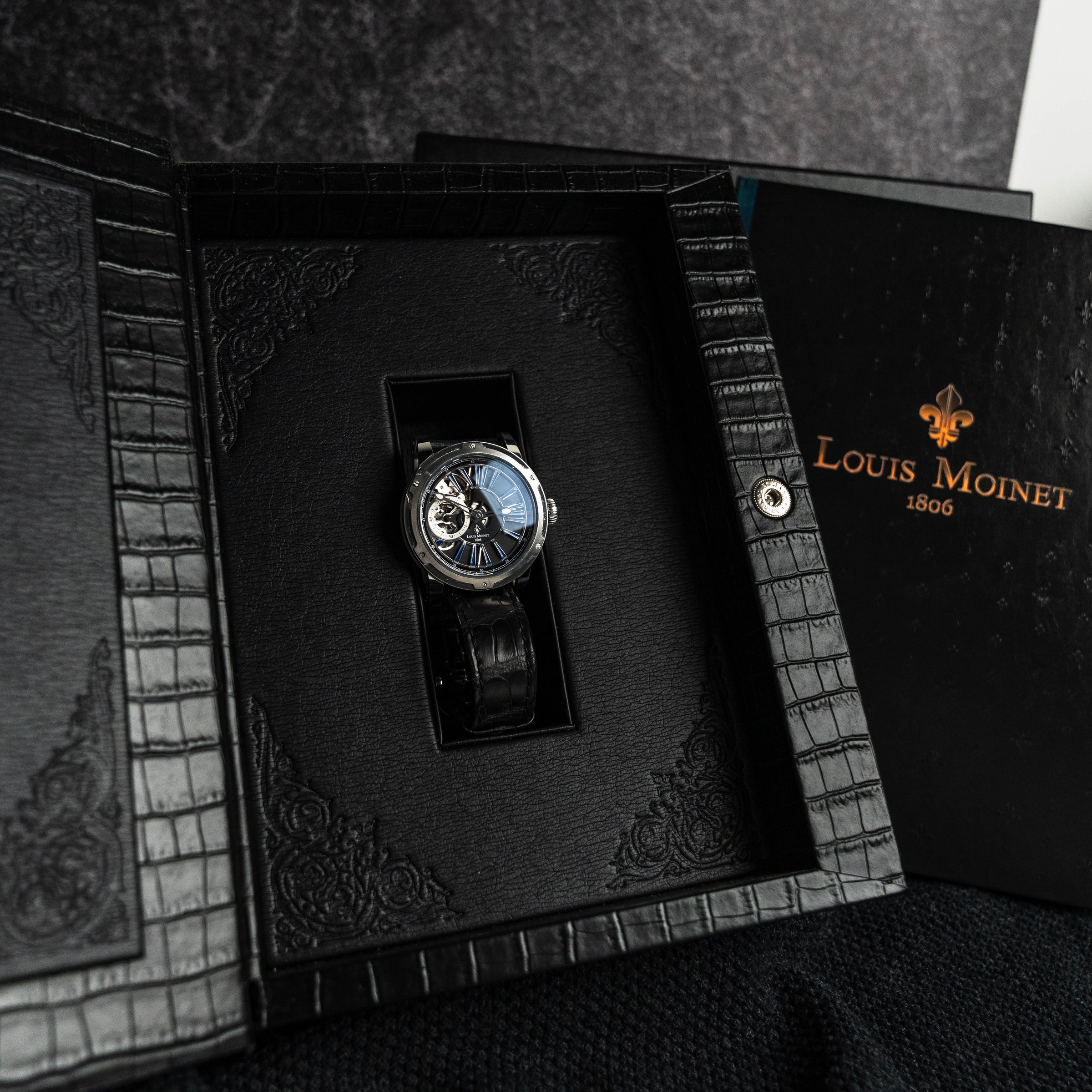 LOUIS MOINET METROPOLIS LM45.10.53 1 OF 1