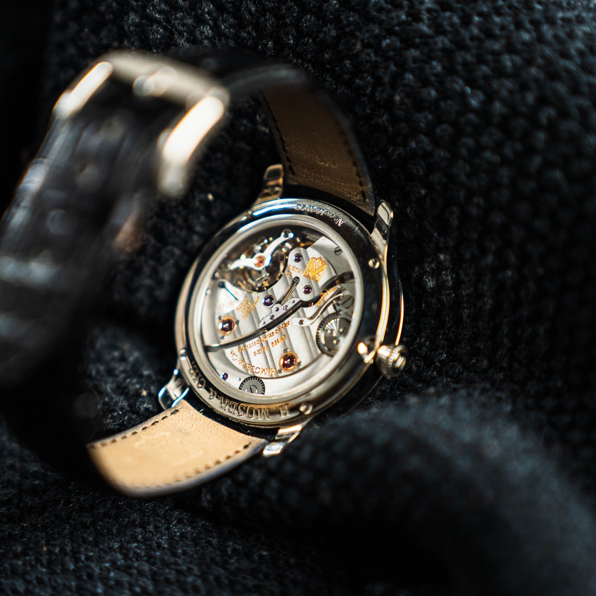 H. MOSER & CIE. ENDEAVOUR – 40.8MM GREY FUMÉ DIAL PALLADIUM – REF. 343.506-016