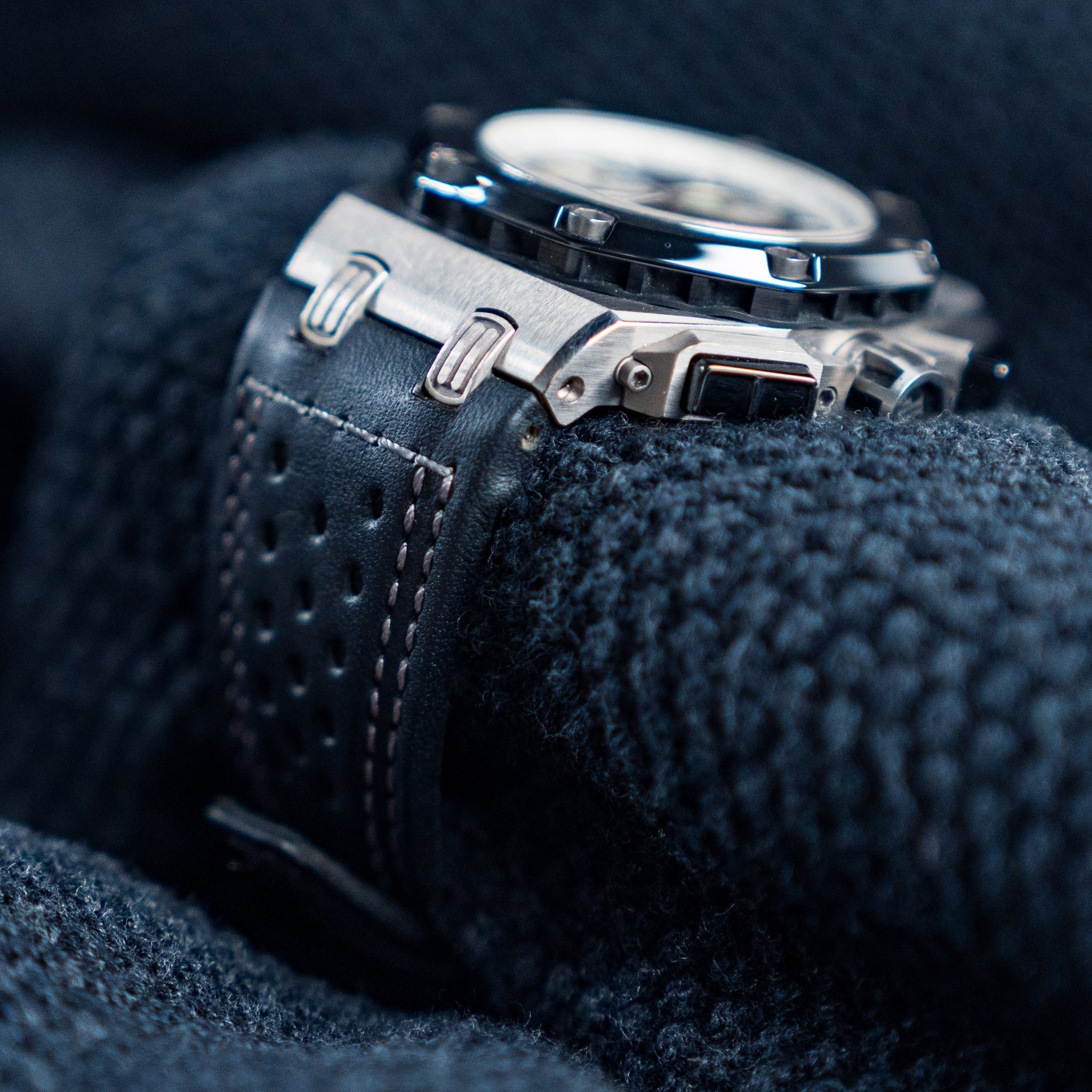 AUDEMARS PIGUET ROYAL OAK OFFSHORE RUBENS BARRICHELLO II – 44MM WHITE DIAL TITANIUM – REF. 26078IO.OO.D001VS.01