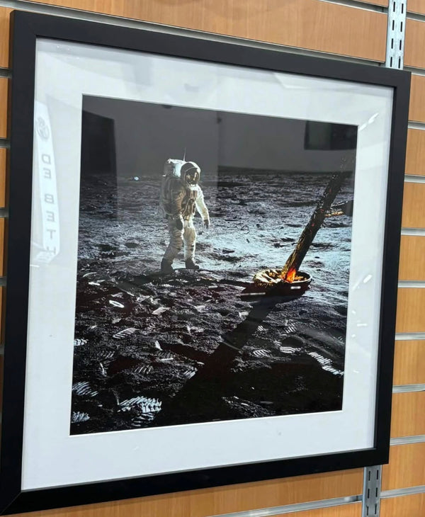 Uncrate X Sonic Editions "Lunar Landing Gear"