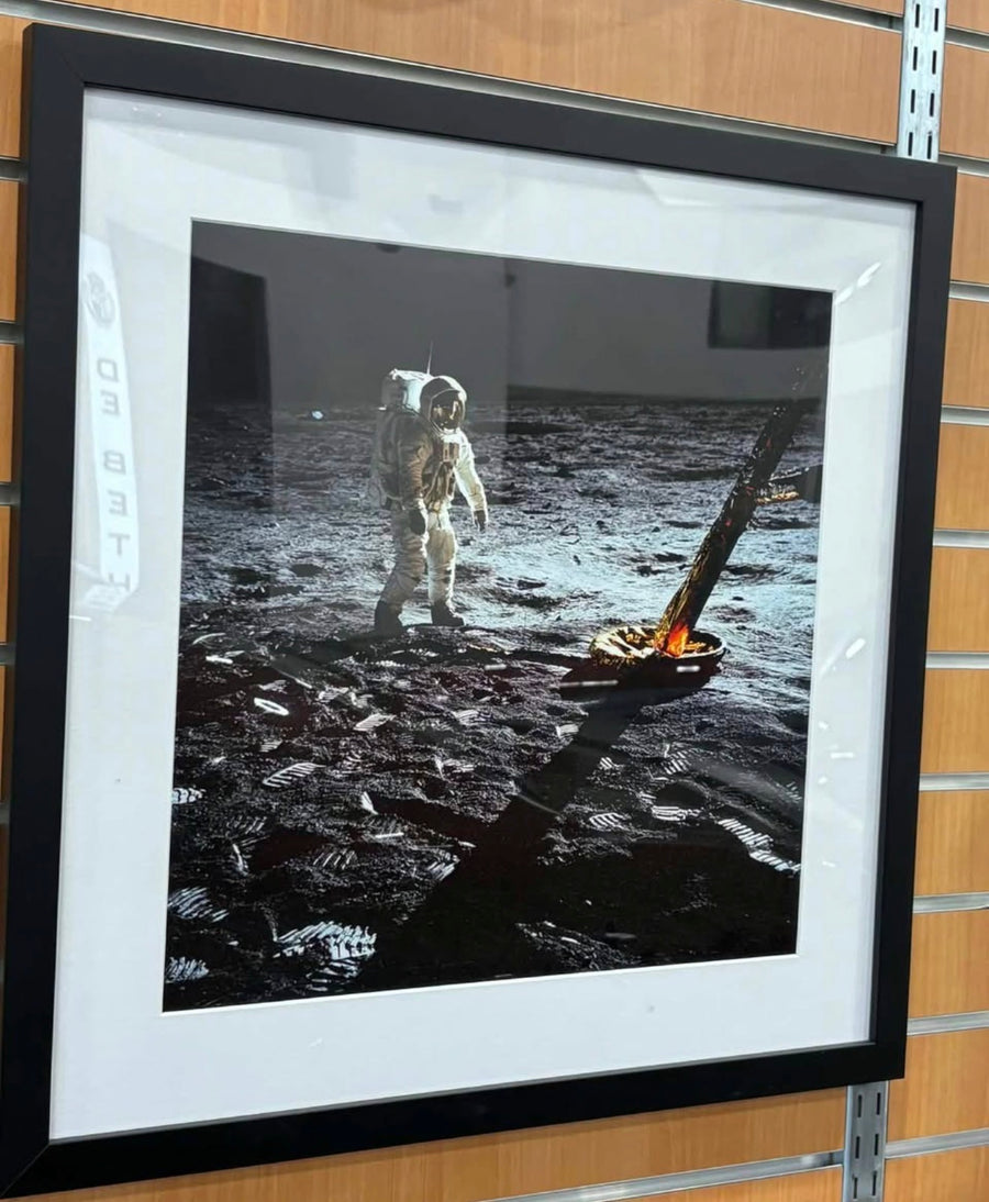 Uncrate X Sonic Editions "Lunar Landing Gear"