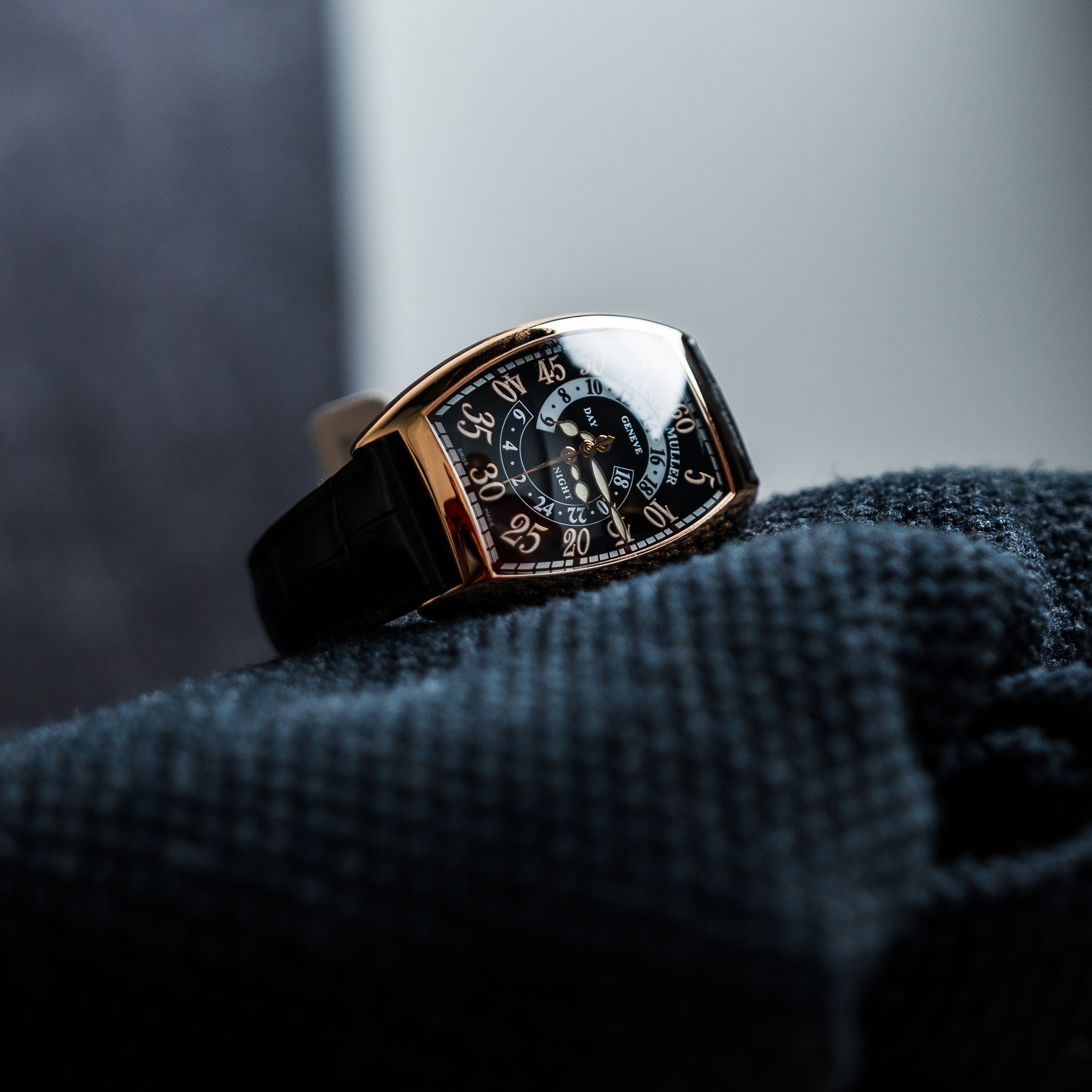 FRANCK MULLER CINTRÉE CURVEX RETROGRADE DAY & NIGHT WATCH