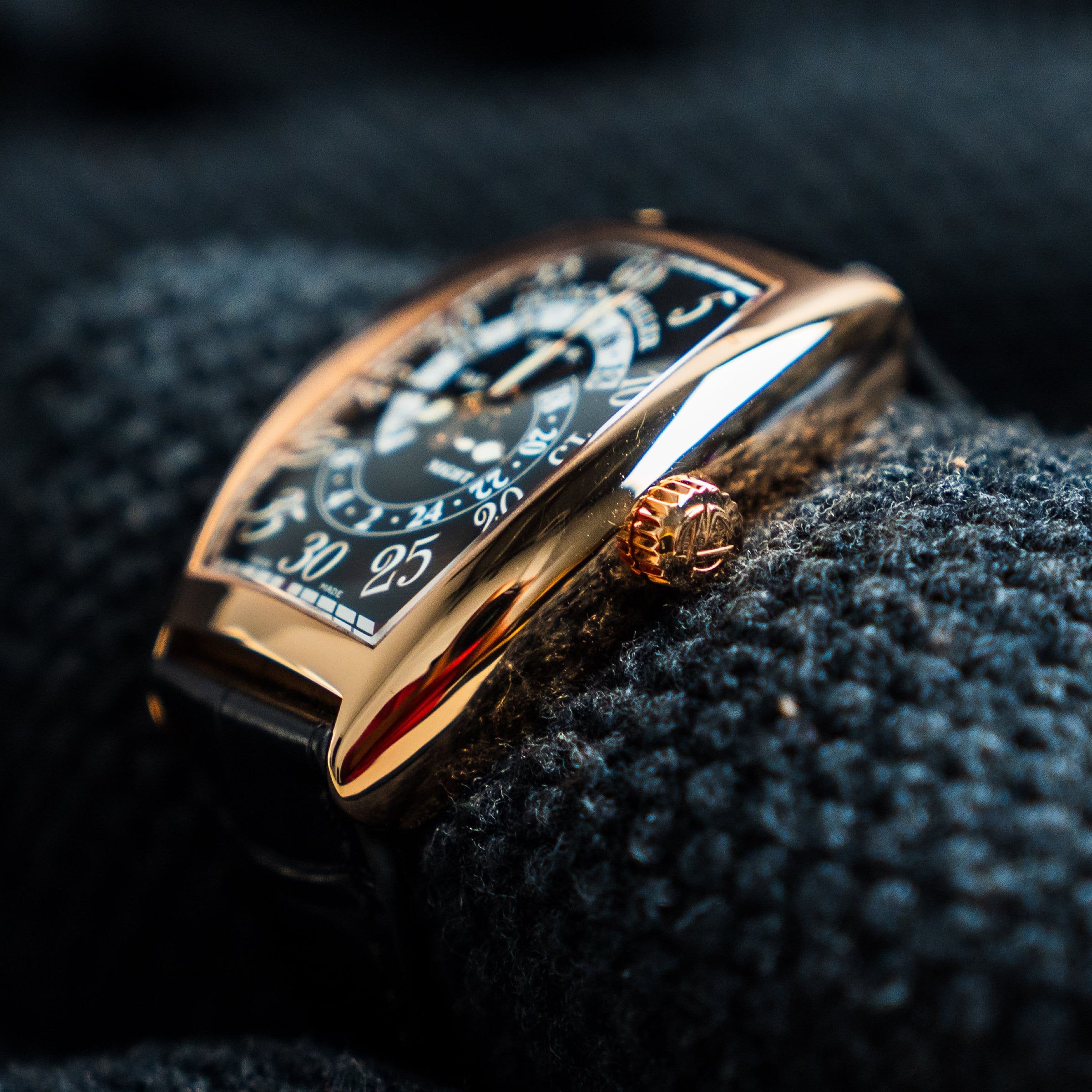 FRANCK MULLER CINTRÉE CURVEX RETROGRADE DAY & NIGHT WATCH