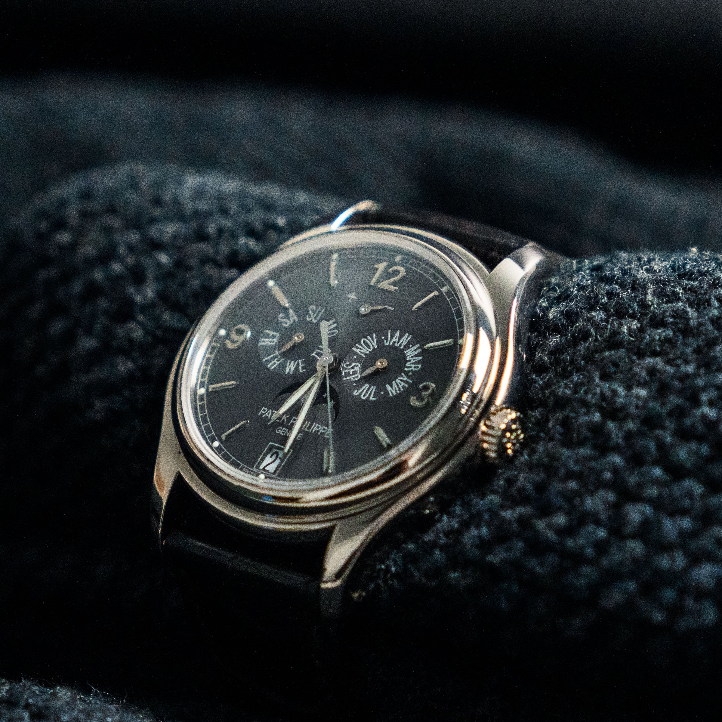 PATEK PHILIPPE ANNUAL CALENDAR 5146G-001 39MM