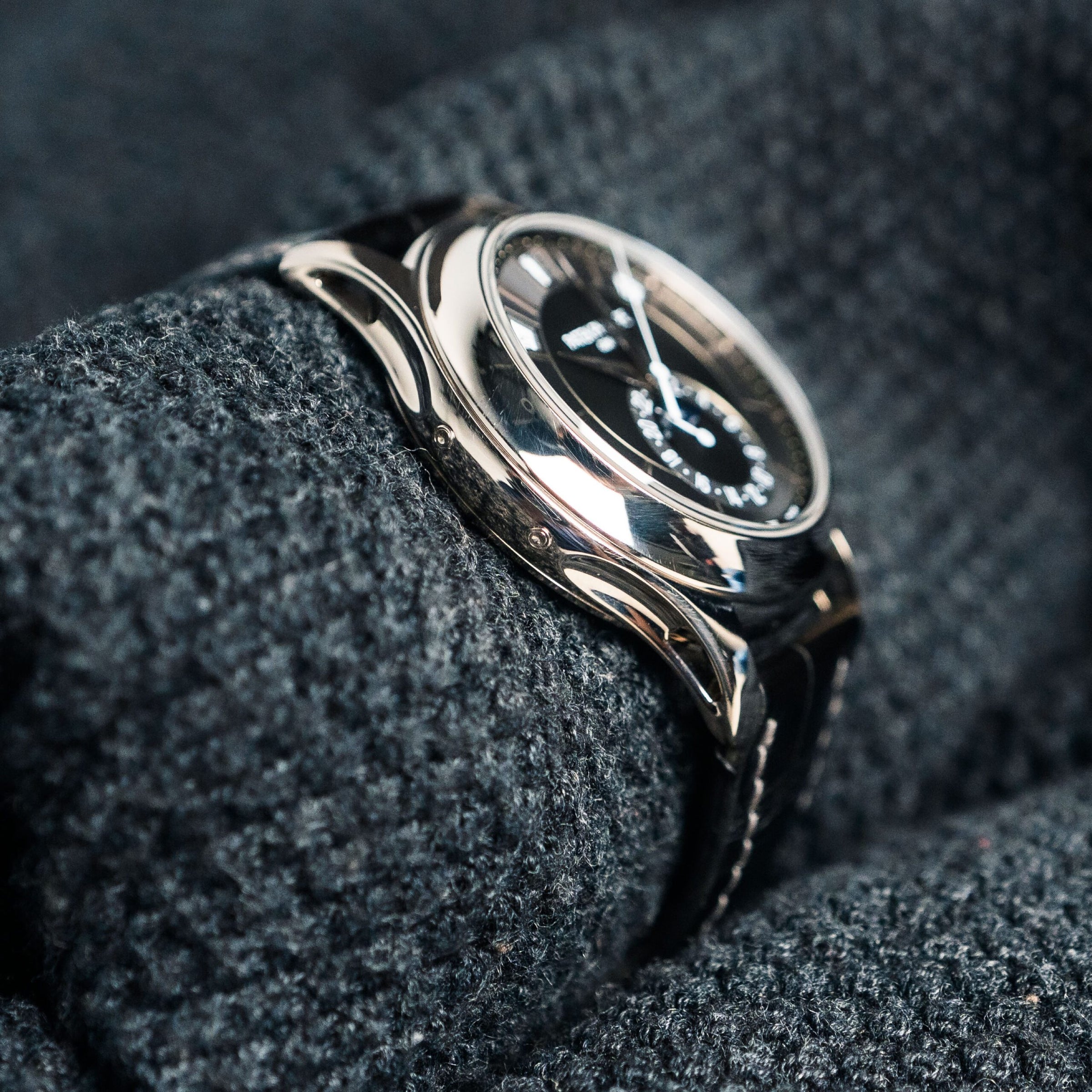 PATEK PHILIPPE ANNUAL CALENDAR 40MM 5205G-010 18K WHITE GOLD