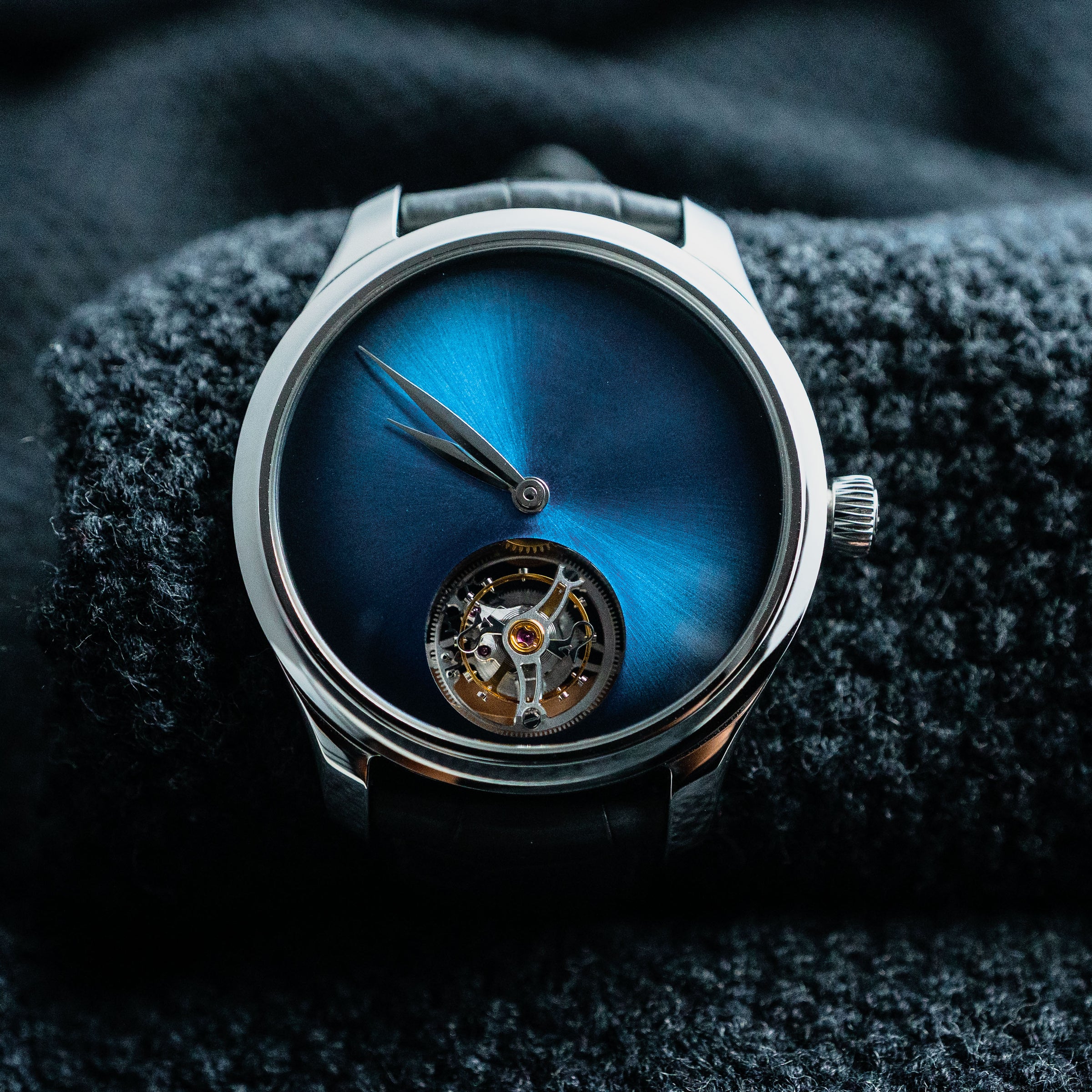 H. MOSER & CIE. ENDEAVOUR TOURBILLION 40MM 1804-1201