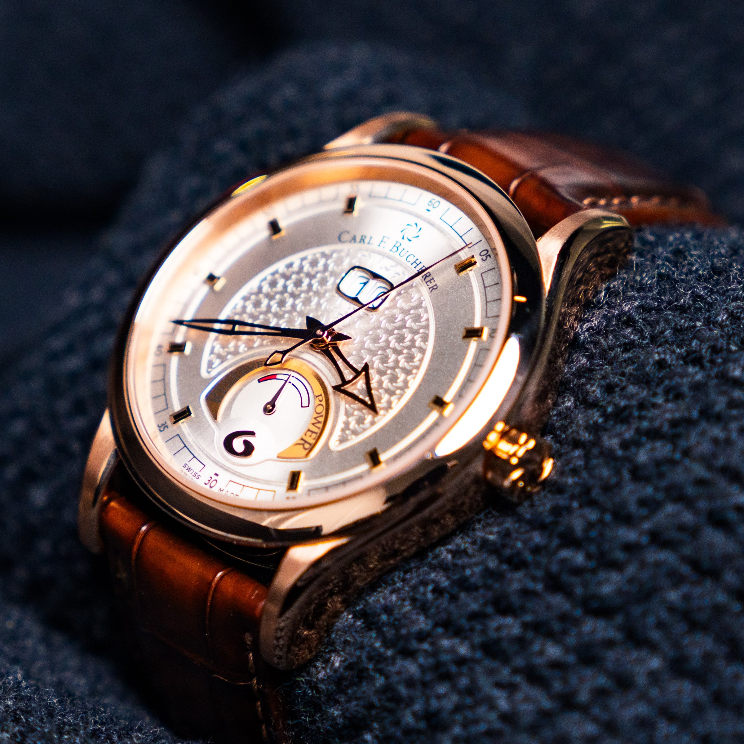 CARL F. BUCHERER MANERO 40MM SILVER DIAL 00.10905.03.16.01