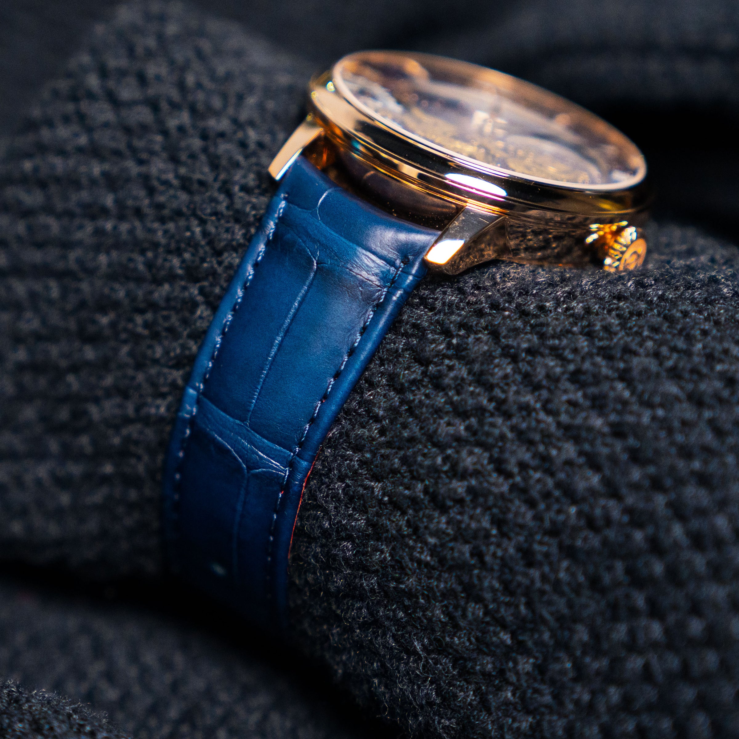 RARE ARNOLD & SON PERPETUAL MOON YEAR OF THE DRAGON LIMITED TO 8 PIECES