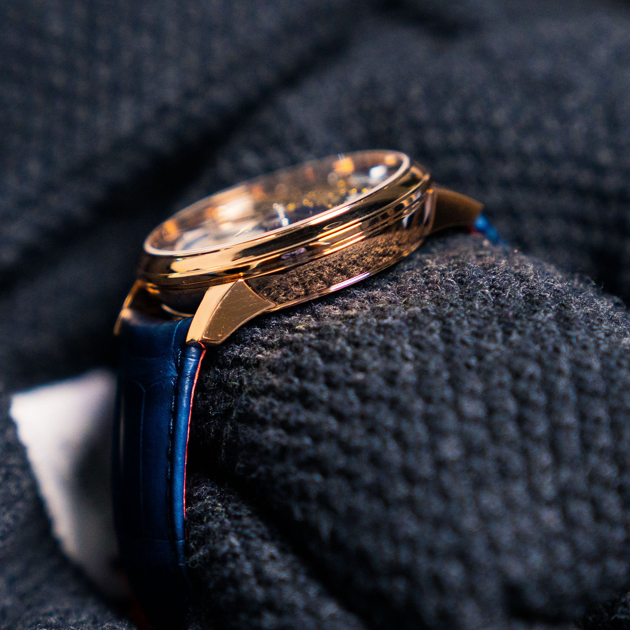 RARE ARNOLD & SON PERPETUAL MOON YEAR OF THE DRAGON LIMITED TO 8 PIECES