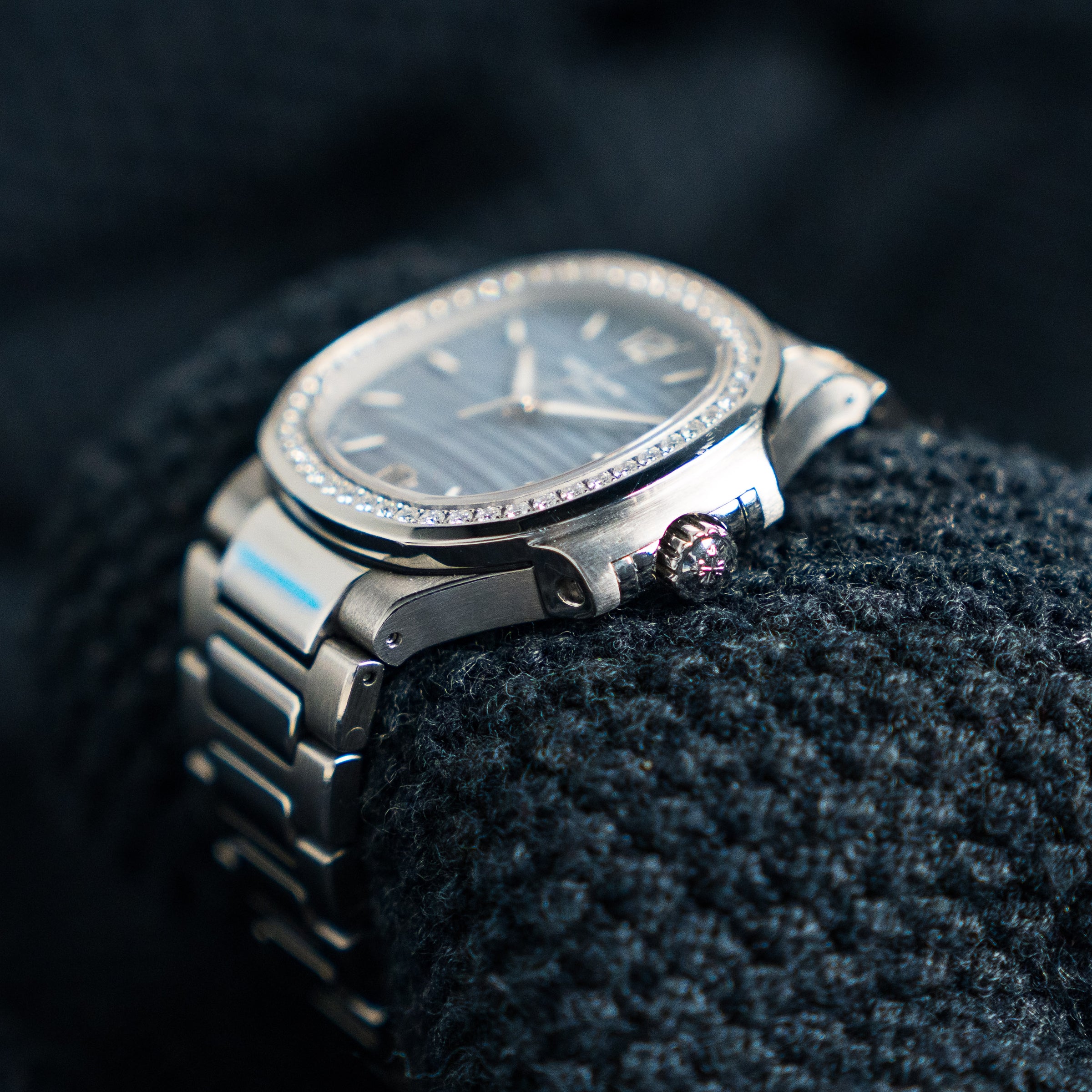 PATEK PHILIPPE NAUTILUS 7018/1A-010 STAINLESS STEEL BLUE DIAL DIAMONDS