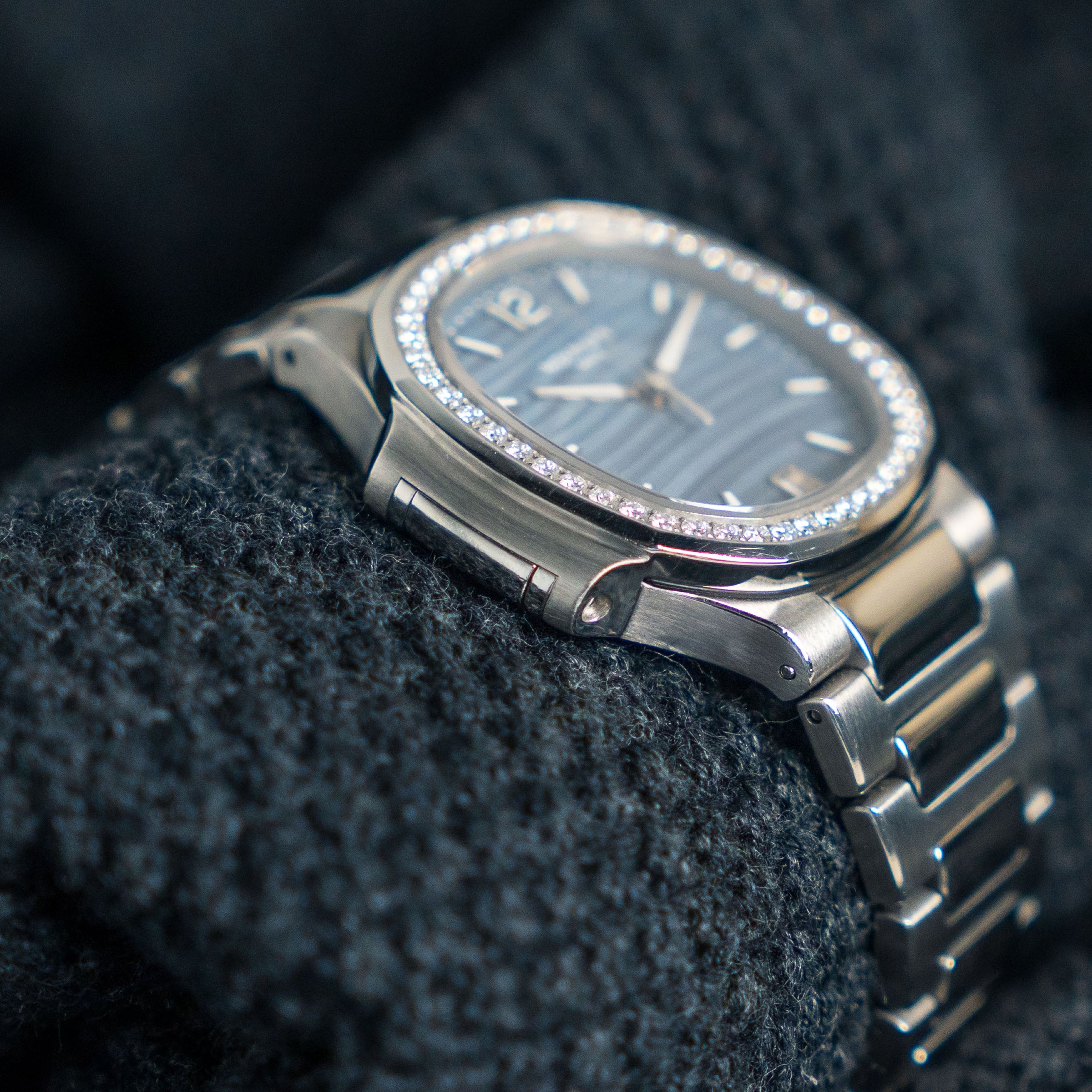 PATEK PHILIPPE NAUTILUS 7018/1A-010 STAINLESS STEEL BLUE DIAL DIAMONDS