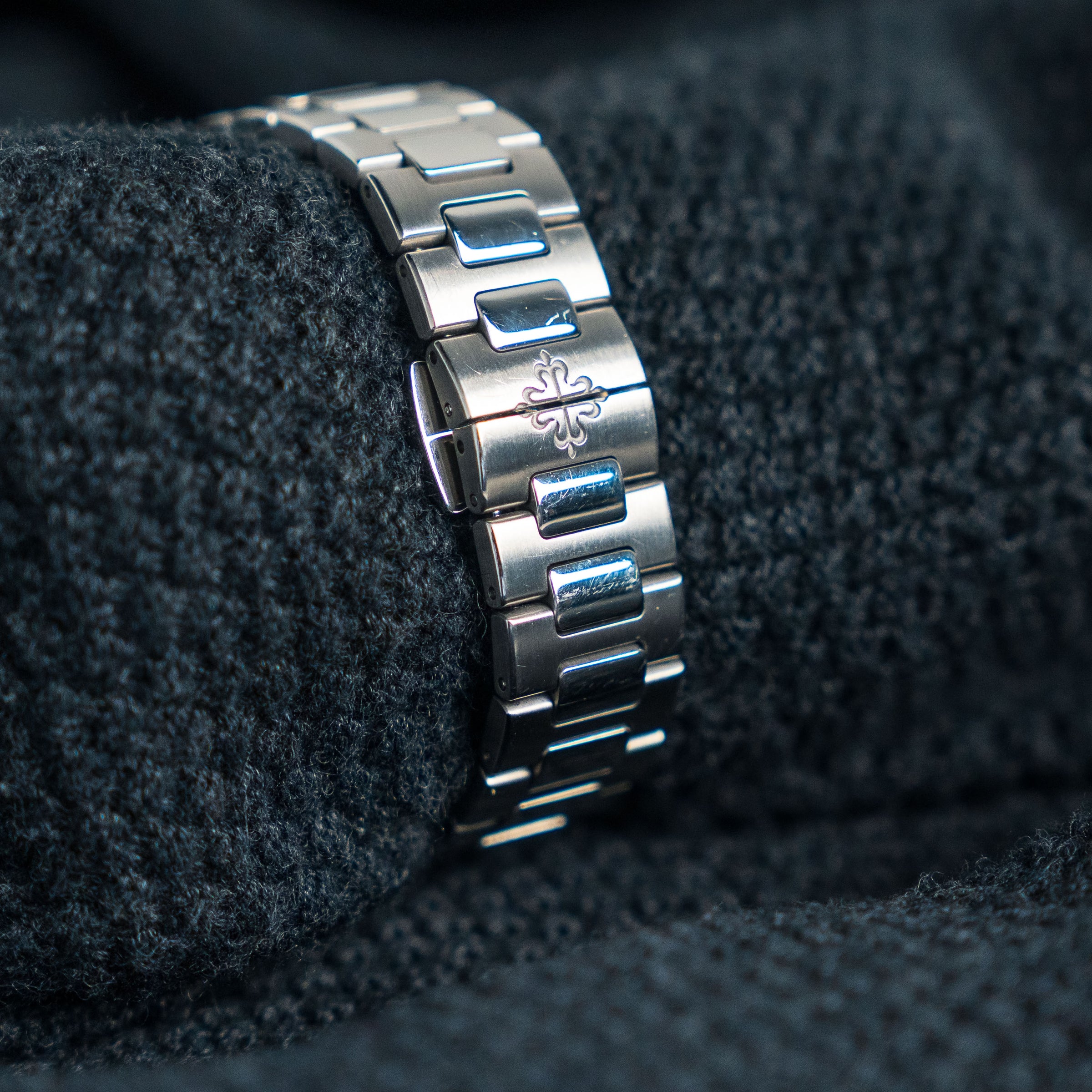 PATEK PHILIPPE NAUTILUS 7018/1A-010 STAINLESS STEEL BLUE DIAL DIAMONDS