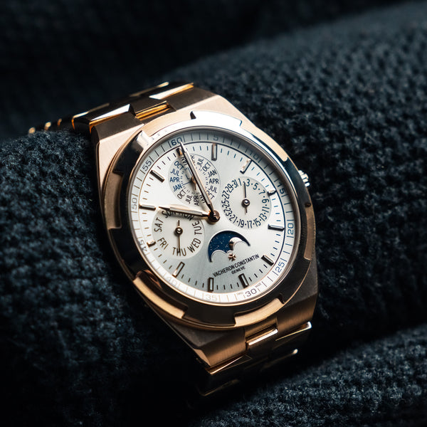 Vacheron Constantin Overseas Perpetual Calendar Ultra-thin RG White Dial 4300V