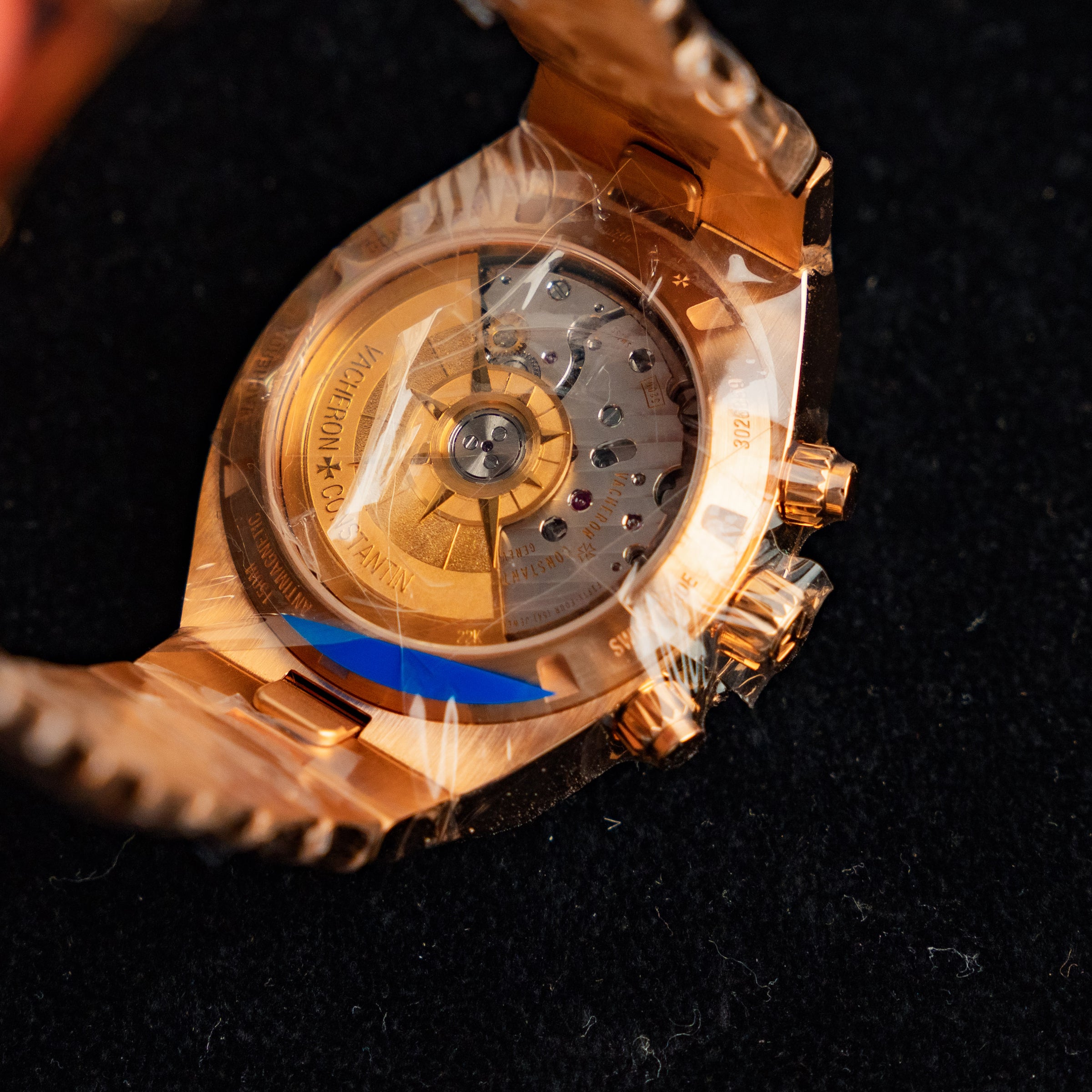 Vacheron Constantin Overseas Chronograph – 42.5mm Green Dial Rose Gold – Ref. 5520V/210R-B966