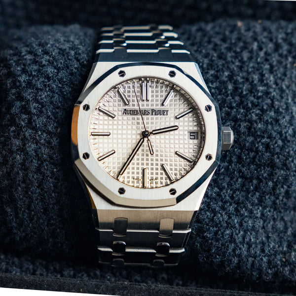 Audemars Piguet Royal Oak Selfwinding “50th Anniversary” – 41mm Silver Dial – Ref. 15510ST.OO.1320ST.03