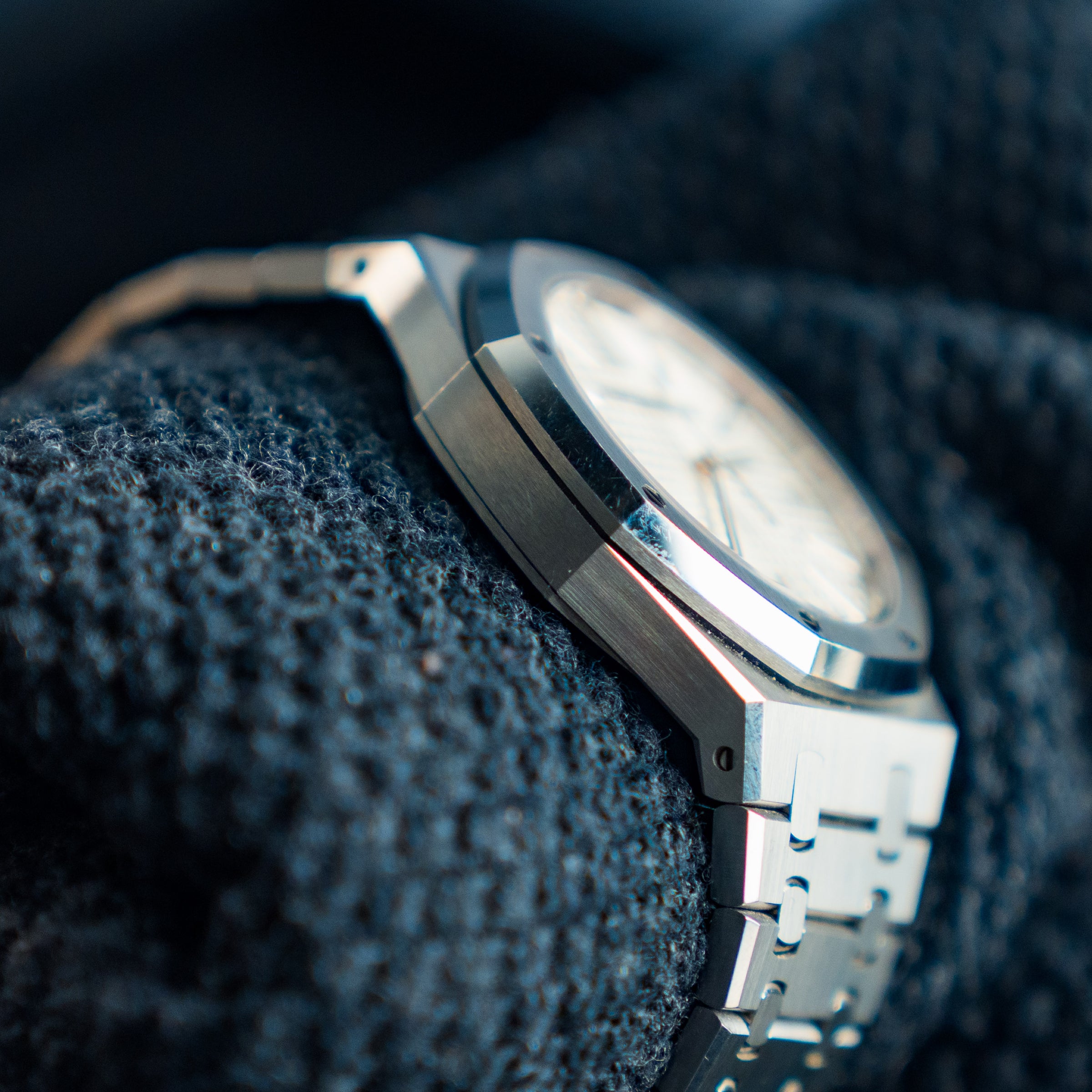 Audemars Piguet Royal Oak Selfwinding “50th Anniversary” – 41mm Silver Dial – Ref. 15510ST.OO.1320ST.03