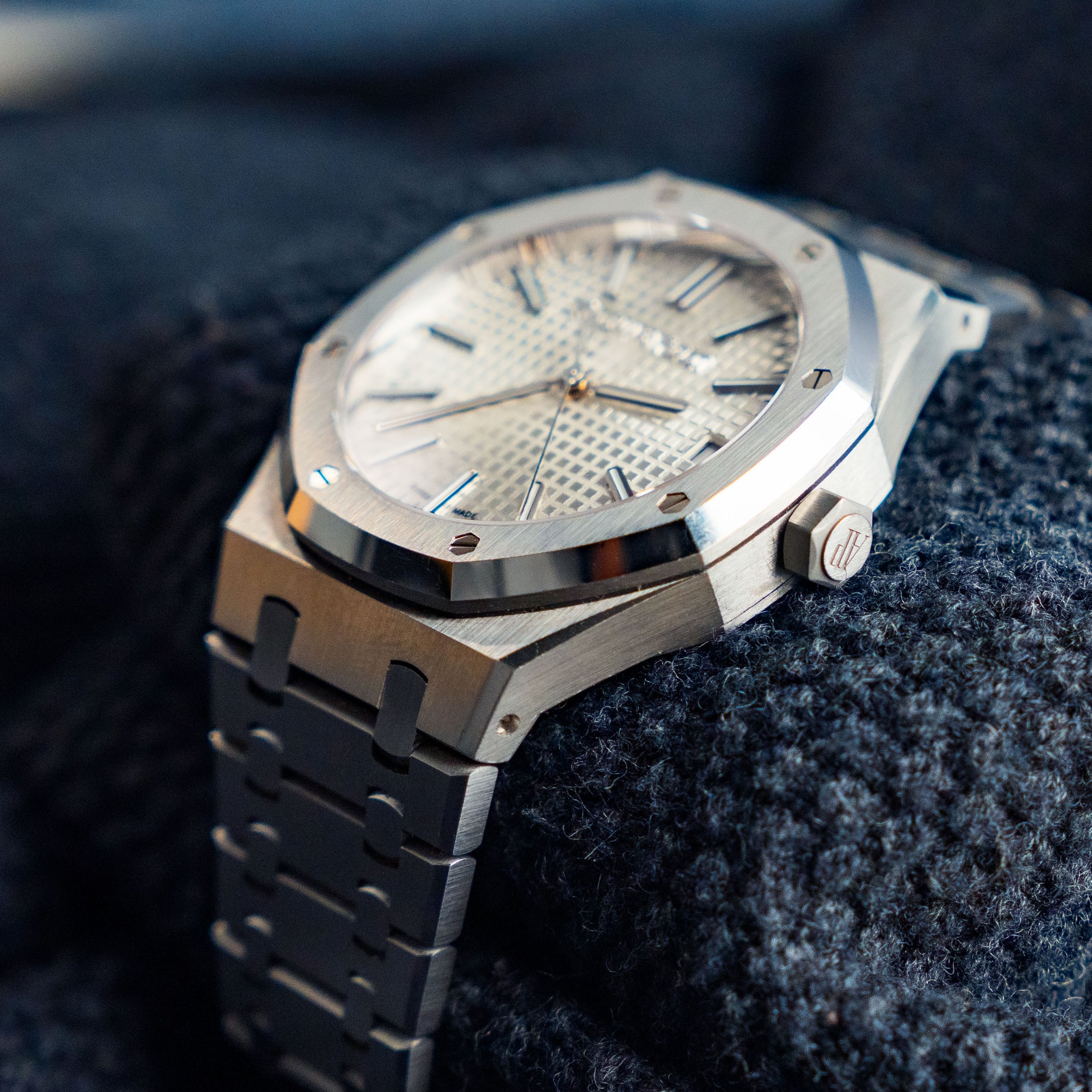Audemars Piguet Royal Oak Selfwinding “50th Anniversary” – 41mm Silver Dial – Ref. 15510ST.OO.1320ST.03