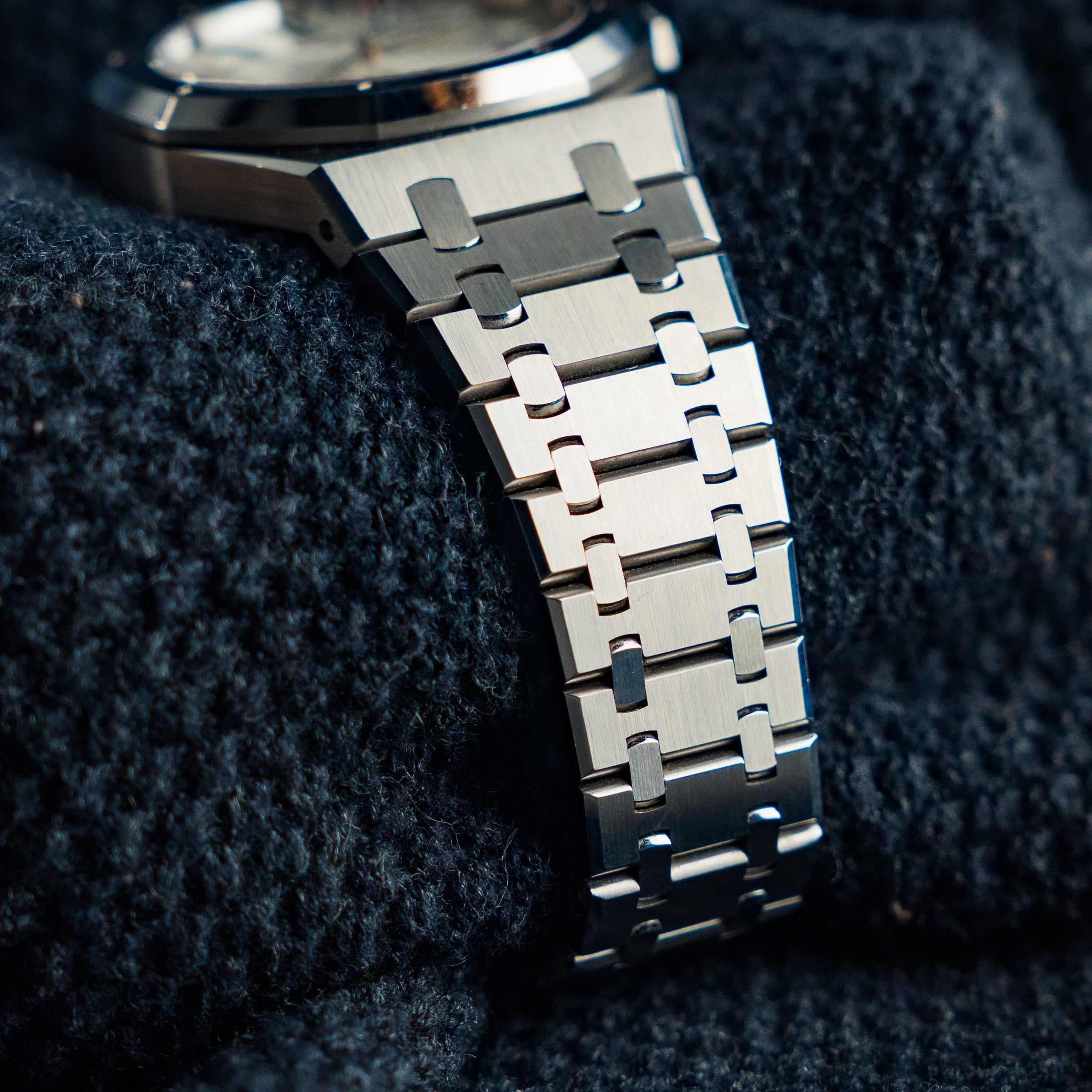 Audemars Piguet Royal Oak Selfwinding “50th Anniversary” – 41mm Silver Dial – Ref. 15510ST.OO.1320ST.03