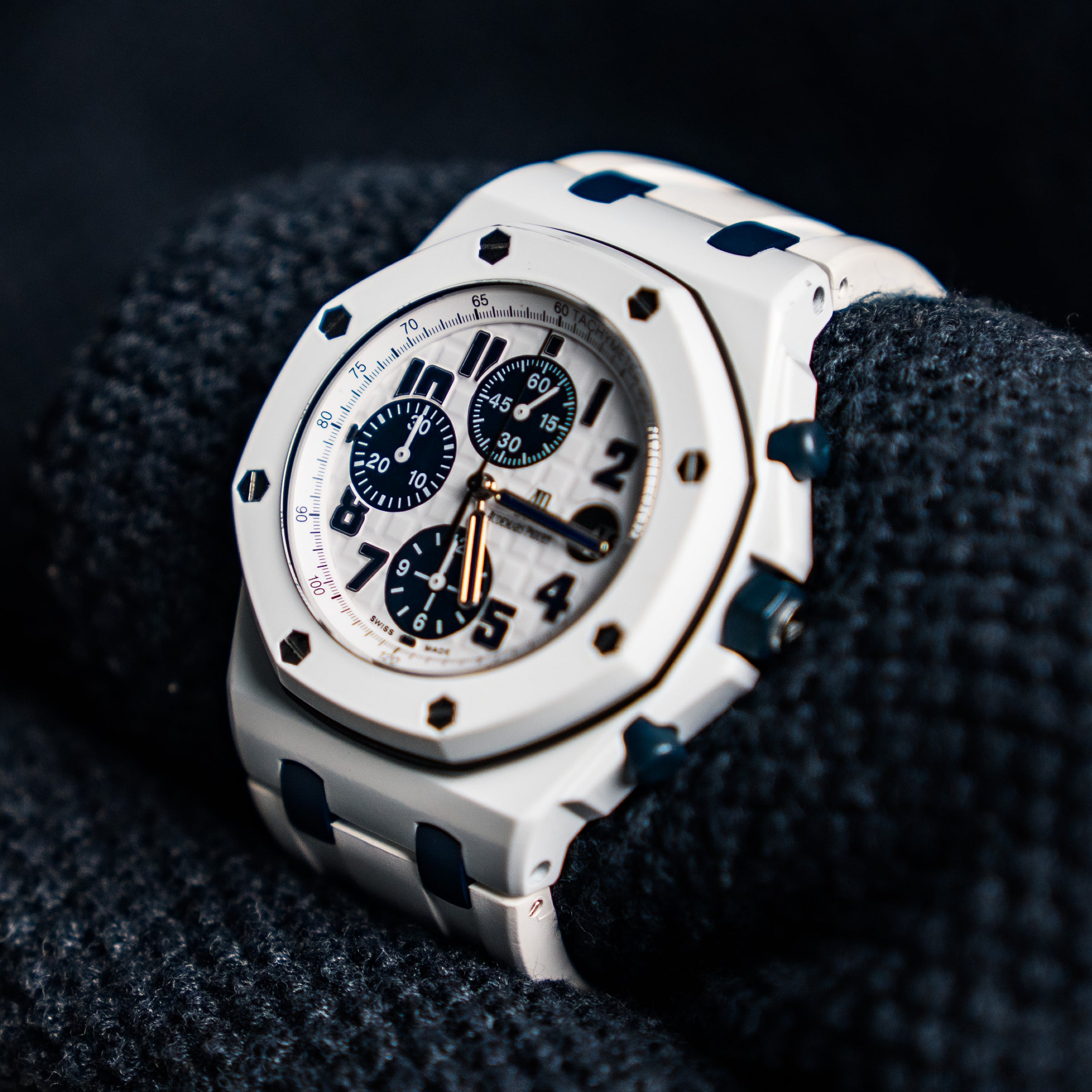 Audemars Piguet Royal Oak Offshore Chronograph “White Ceramic Tribute” – 42mm White Coated Stainless Steel – Ref. 26170ST.OO.D305CR.01