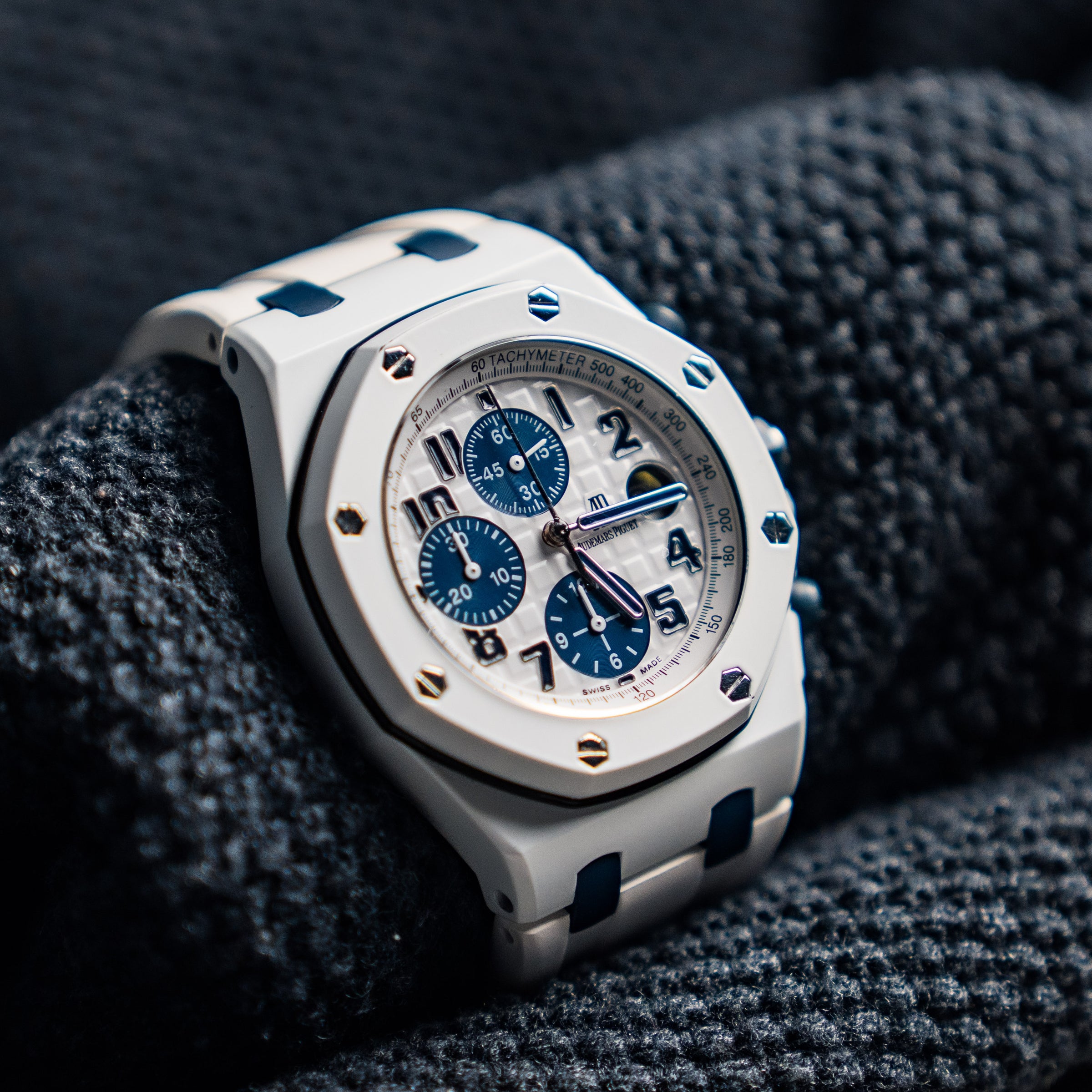 Audemars Piguet Royal Oak Offshore Chronograph “White Ceramic Tribute” – 42mm White Coated Stainless Steel – Ref. 26170ST.OO.D305CR.01