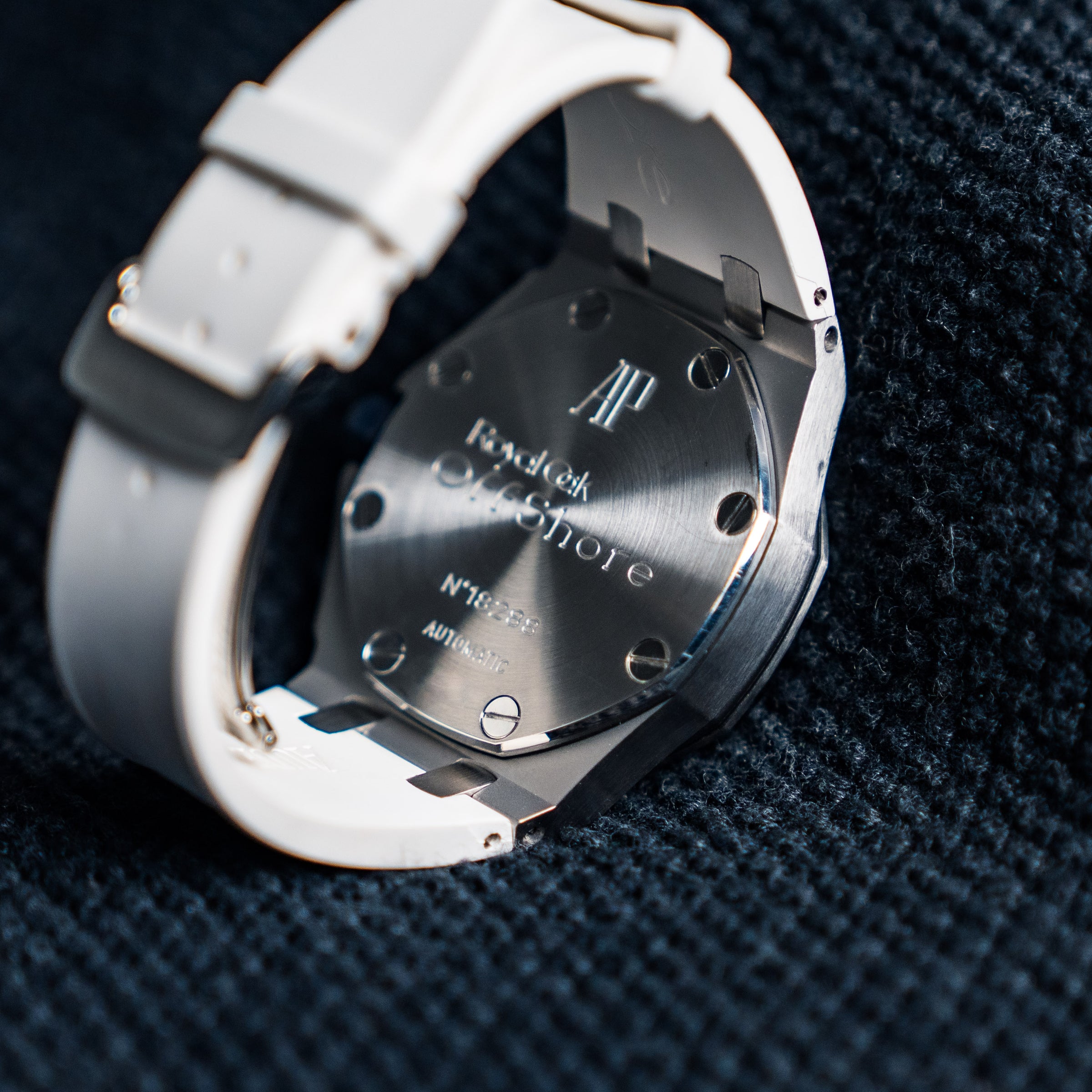 Audemars Piguet Royal Oak Offshore Chronograph “Navy Panda” – 42mm Stainless Steel – Ref. 26170ST.OO.D305CR.01