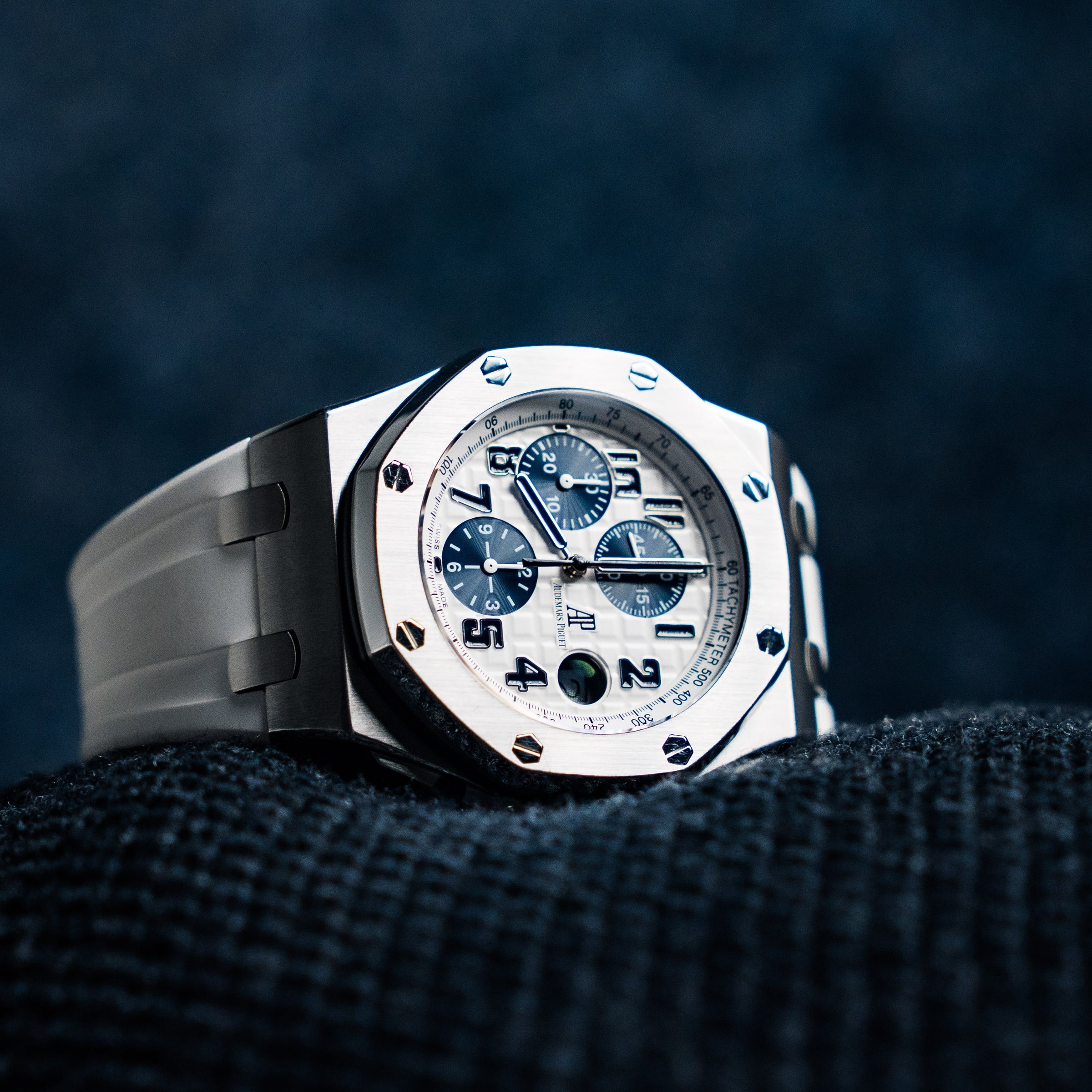 Audemars Piguet Royal Oak Offshore Chronograph “Navy Panda” – 42mm Stainless Steel – Ref. 26170ST.OO.D305CR.01