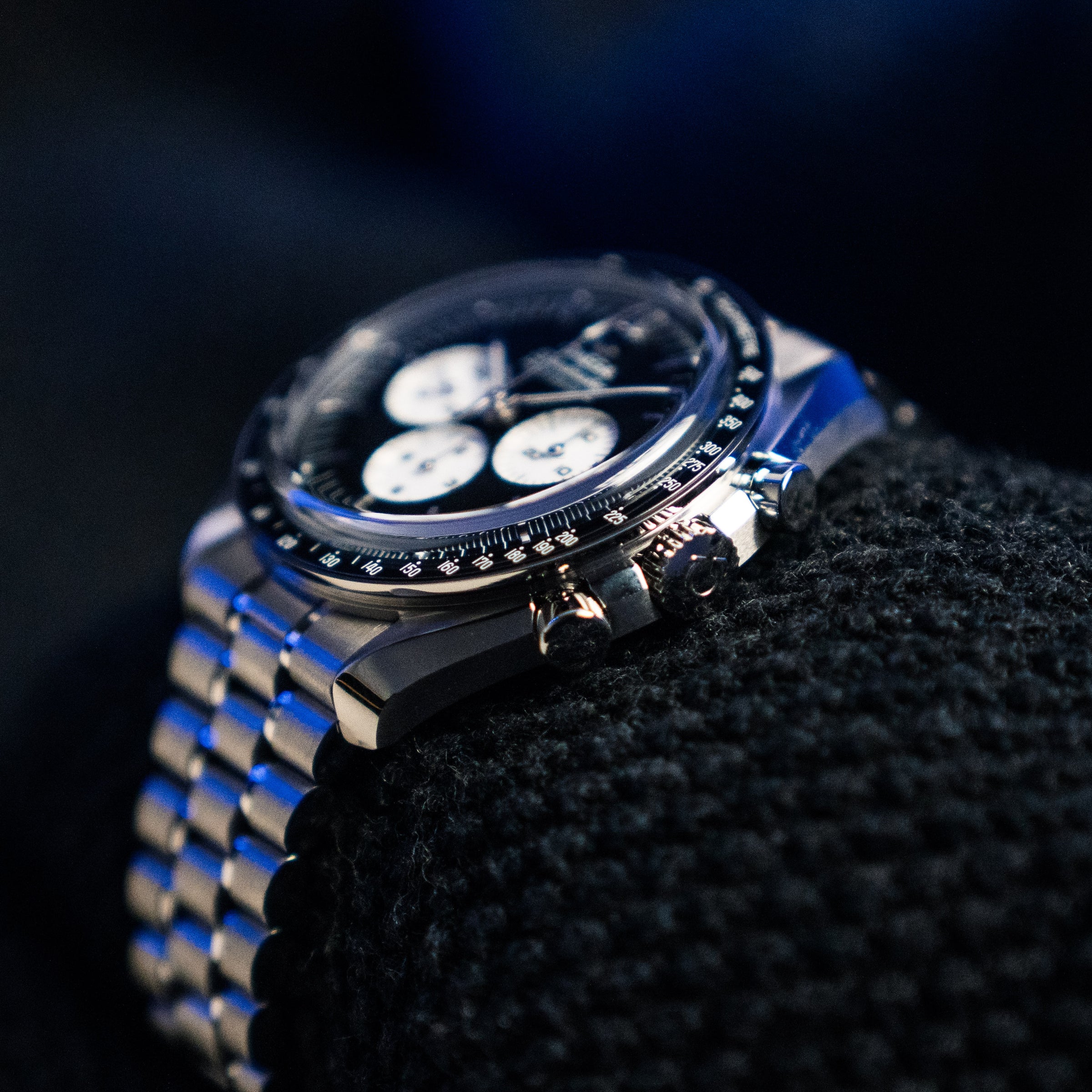 OMEGA SPEEDMASTER MOONWATCH PROFESSIONAL CO-AXIAL MASTER CHRONOMETER CHRONOGRAPH STAINLESS STEEL WATCH 42MM – O31030425001004