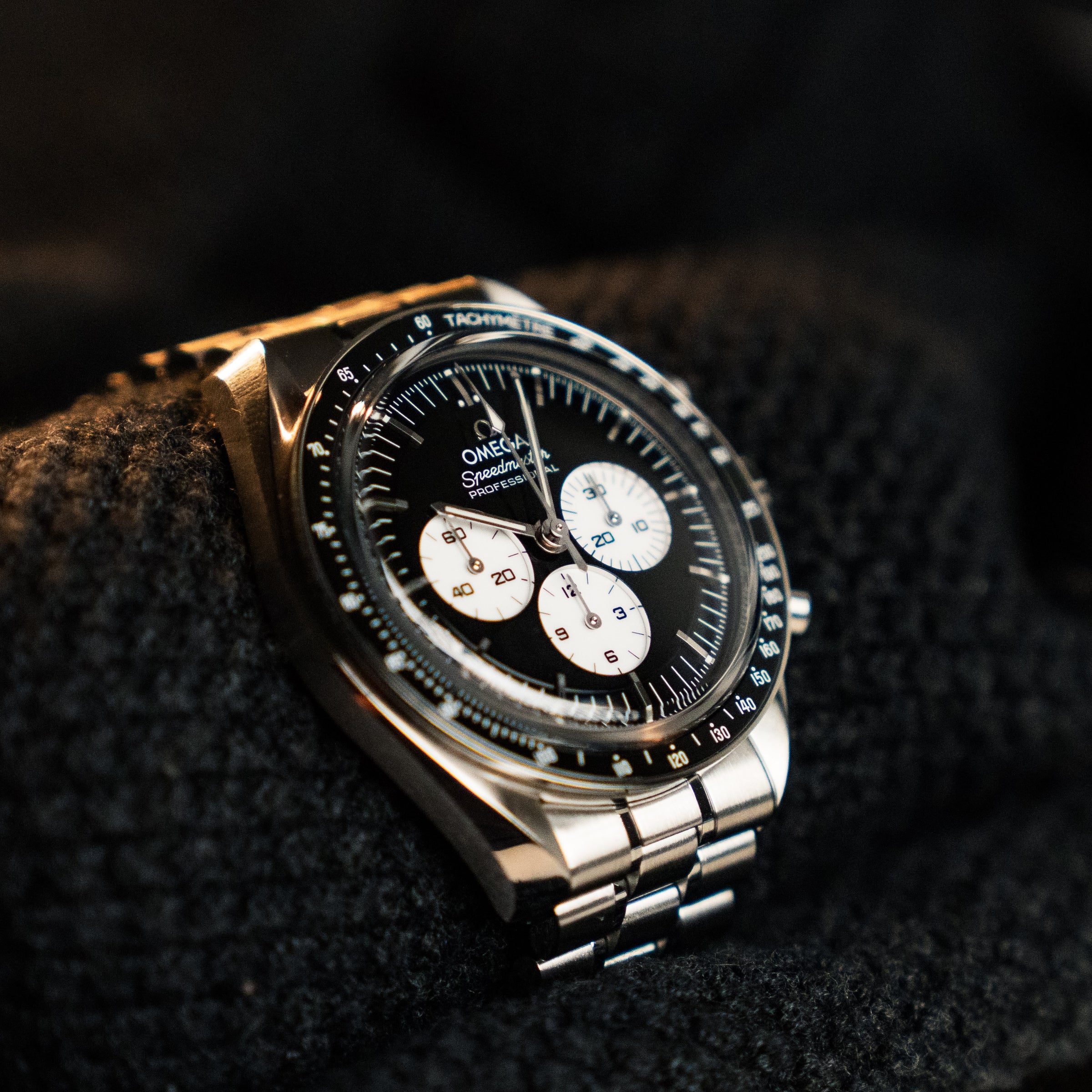 OMEGA SPEEDMASTER MOONWATCH PROFESSIONAL CO-AXIAL MASTER CHRONOMETER CHRONOGRAPH STAINLESS STEEL WATCH 42MM – O31030425001004