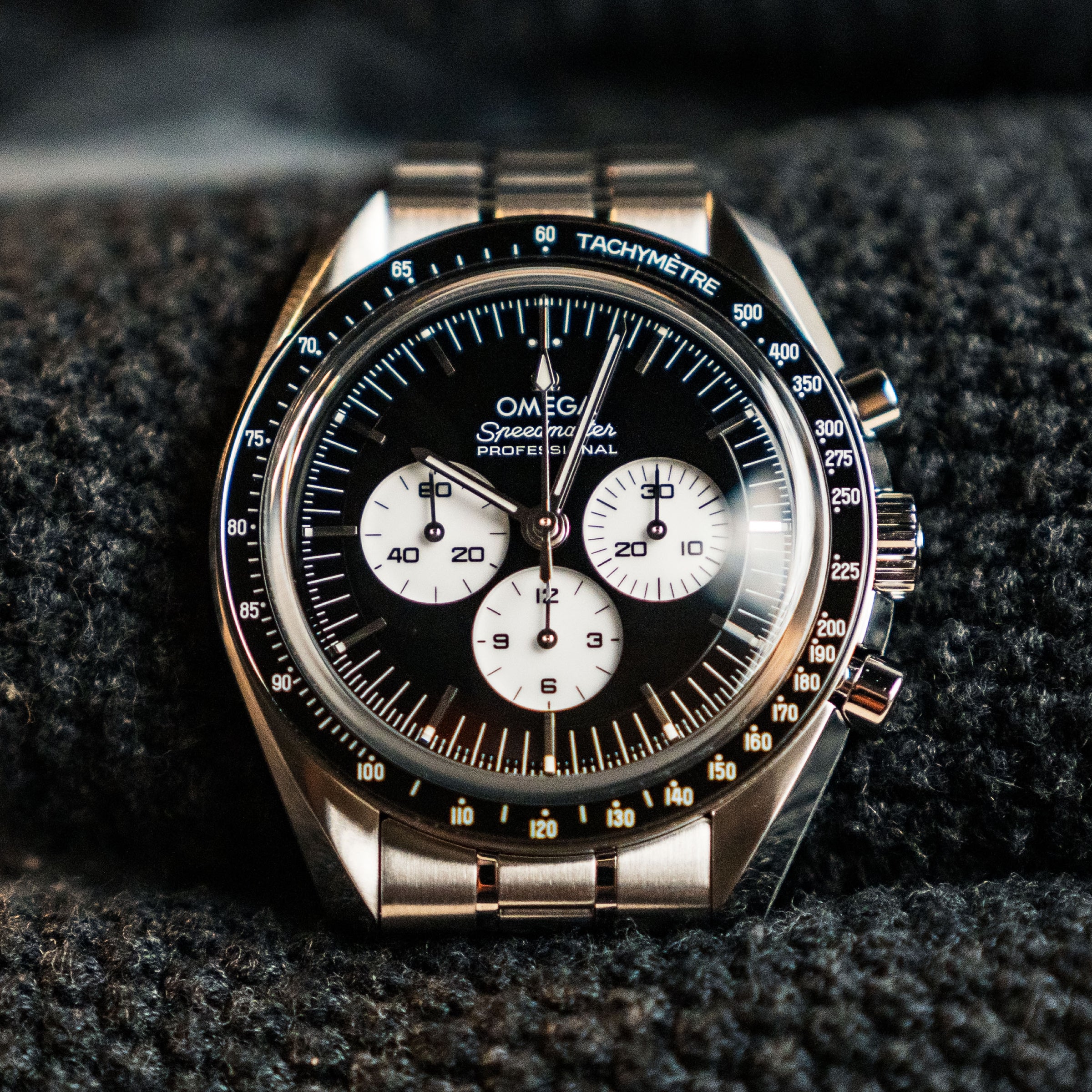 OMEGA SPEEDMASTER MOONWATCH PROFESSIONAL CO-AXIAL MASTER CHRONOMETER CHRONOGRAPH STAINLESS STEEL WATCH 42MM – O31030425001004