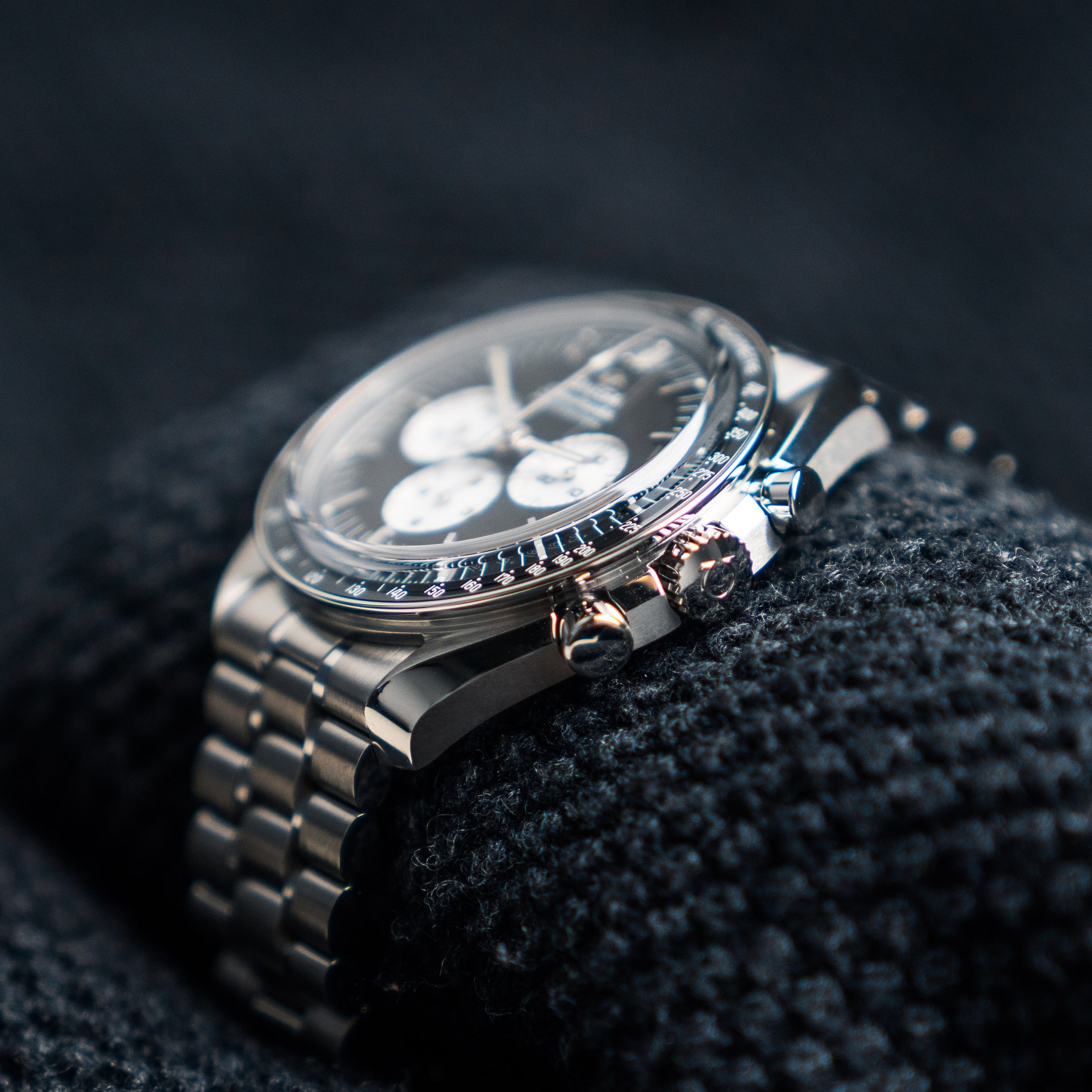 Omega Speedmaster Professional Moonwatch Ref. 310.30.42.50.01.001 2026 Unworn Box & Papers