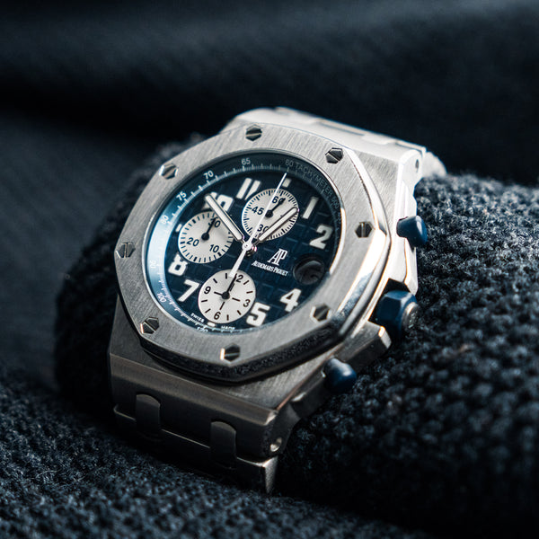 Audemars Piguet Royal Oak Offshore Chronograph – 42mm Blue Dial Stainless Steel – Ref. 25721ST.OO.1000ST.09