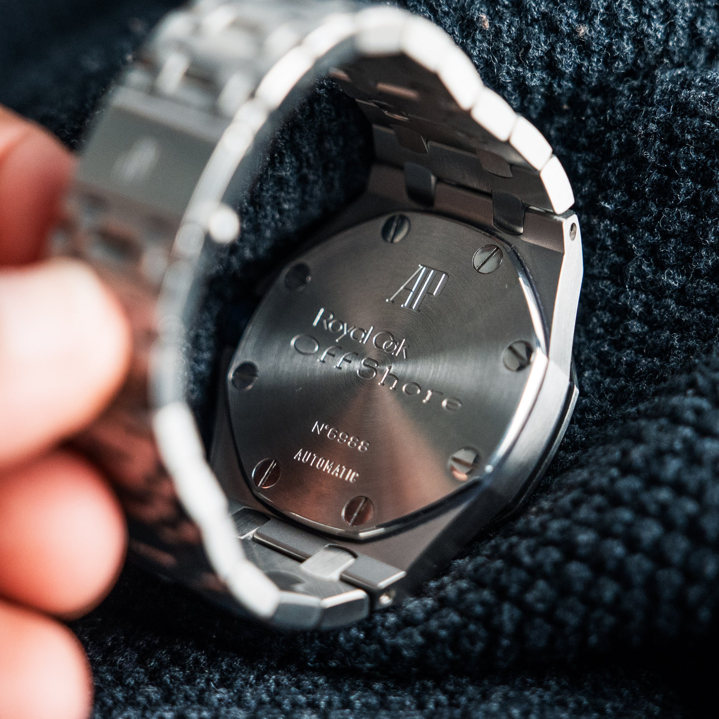 Audemars Piguet Royal Oak Offshore Chronograph – 42mm Blue Dial Stainless Steel – Ref. 25721ST.OO.1000ST.09