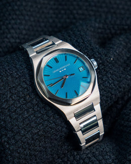 Girard Perregaux Laureato Turquoise Blue 42mm 81010-11-3659