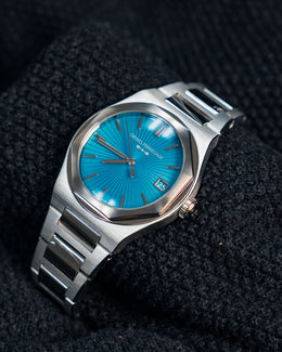 Girard Perregaux Laureato Turquoise Blue 42mm 81010-11-3659