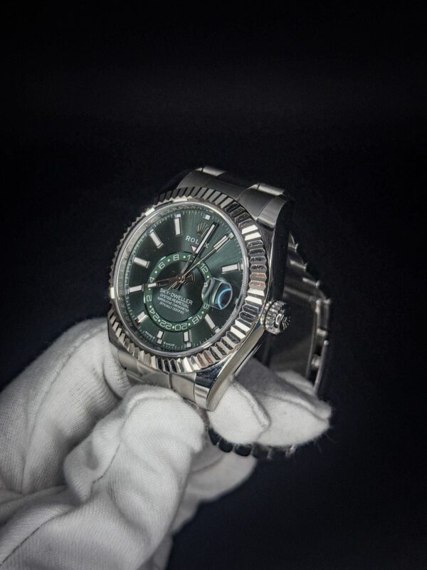 Rolex Skydweller "Green Dial" - Image 4