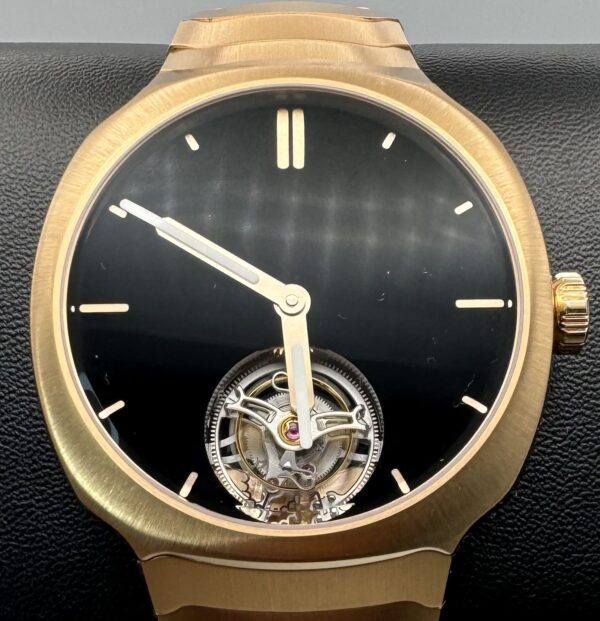 H. Moser & Cie. Streamliner Tourbillon Red Gold Vantablack - Image 21